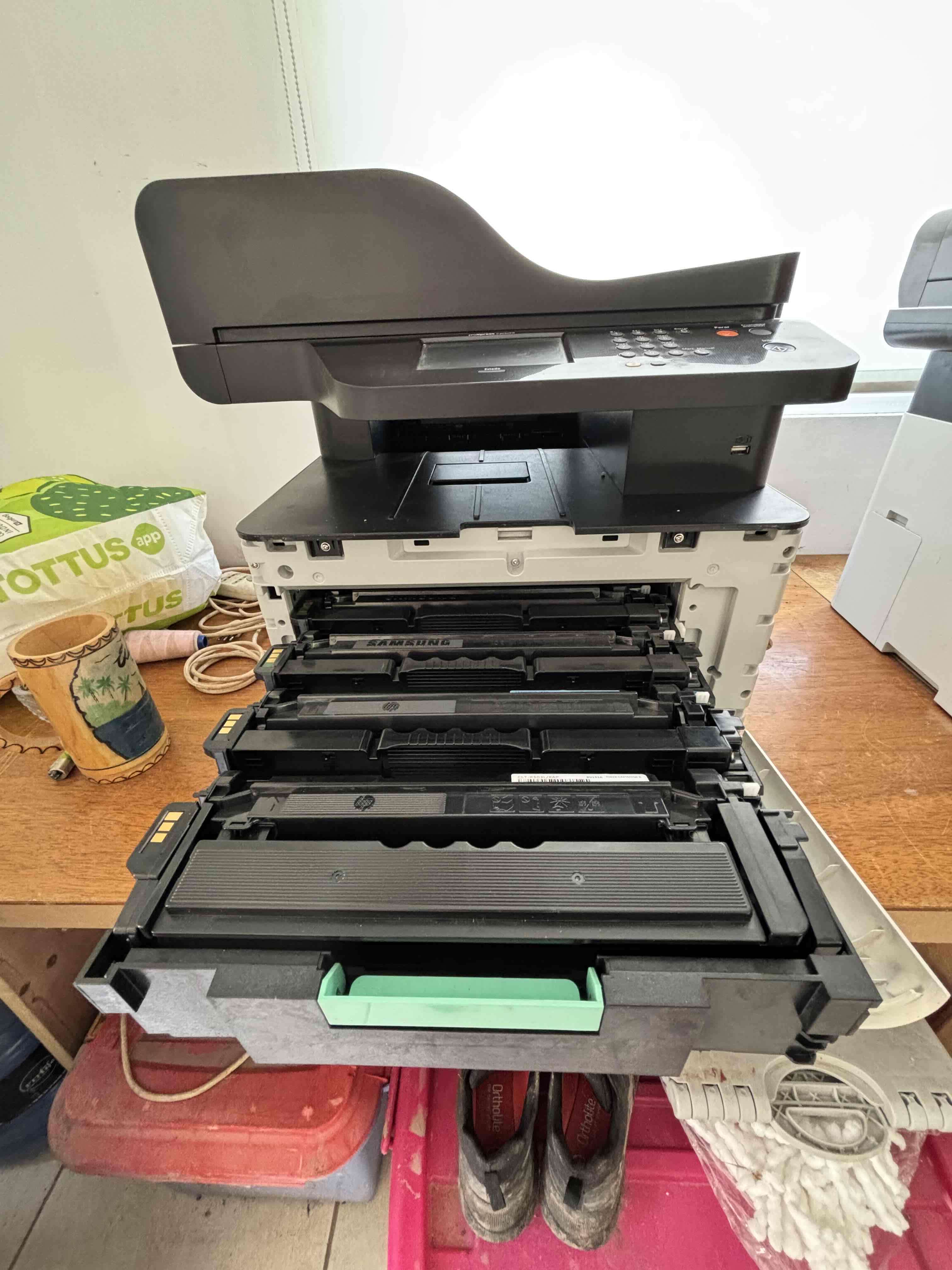 Impresora multifuncional Samsung - miniatura 4