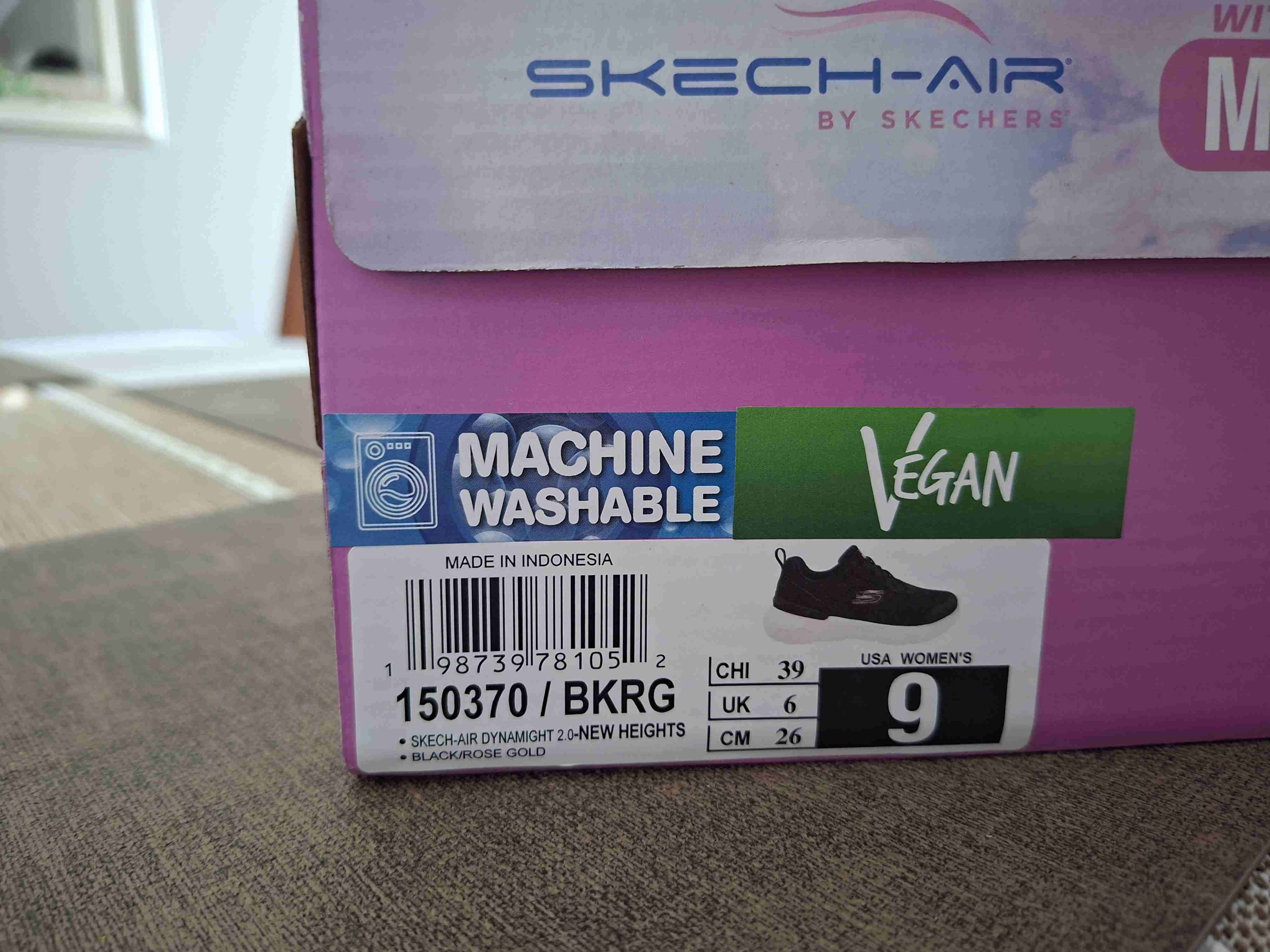 Zapatillas negras Skechers Memory Foam - miniatura 2