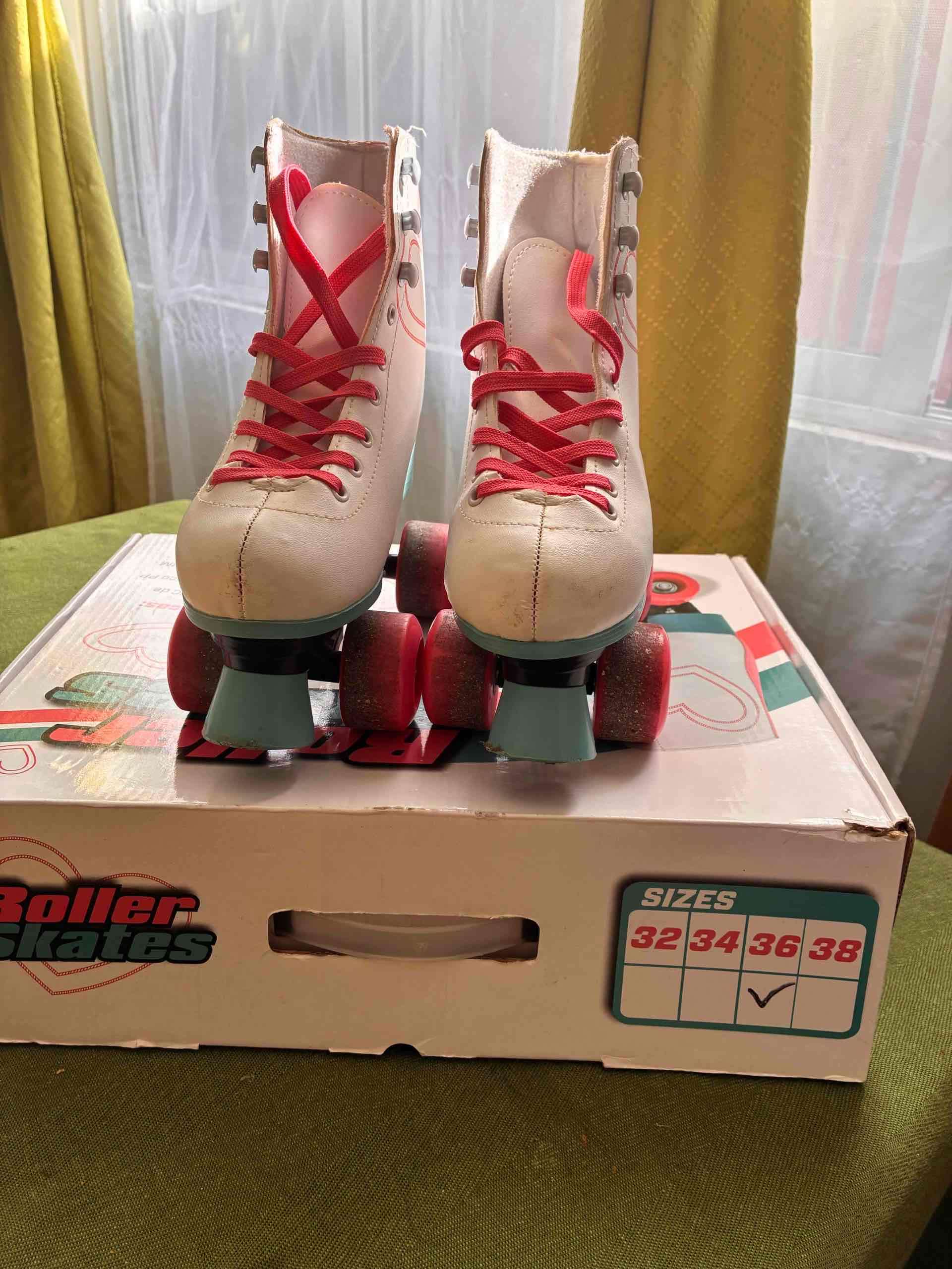 Patines de cuatro ruedas blancos N 35/36 - 3