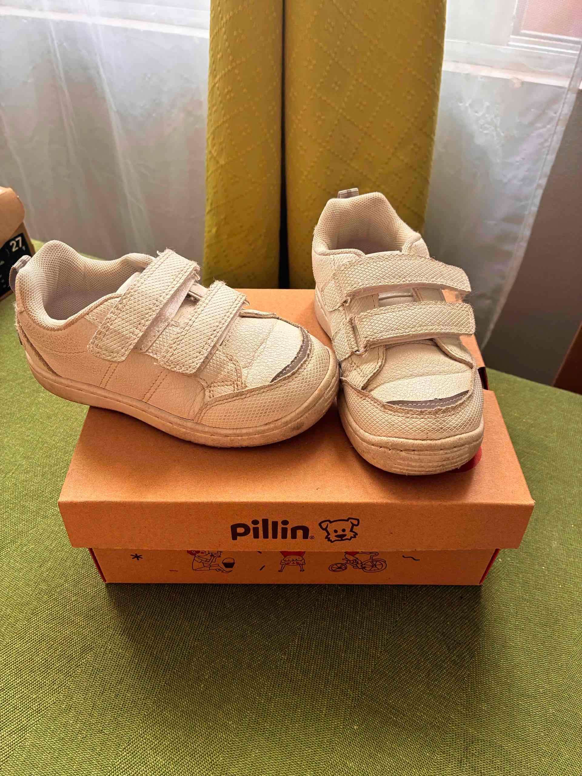 Lote de zapatillas de niña N 25/26/27 - 5