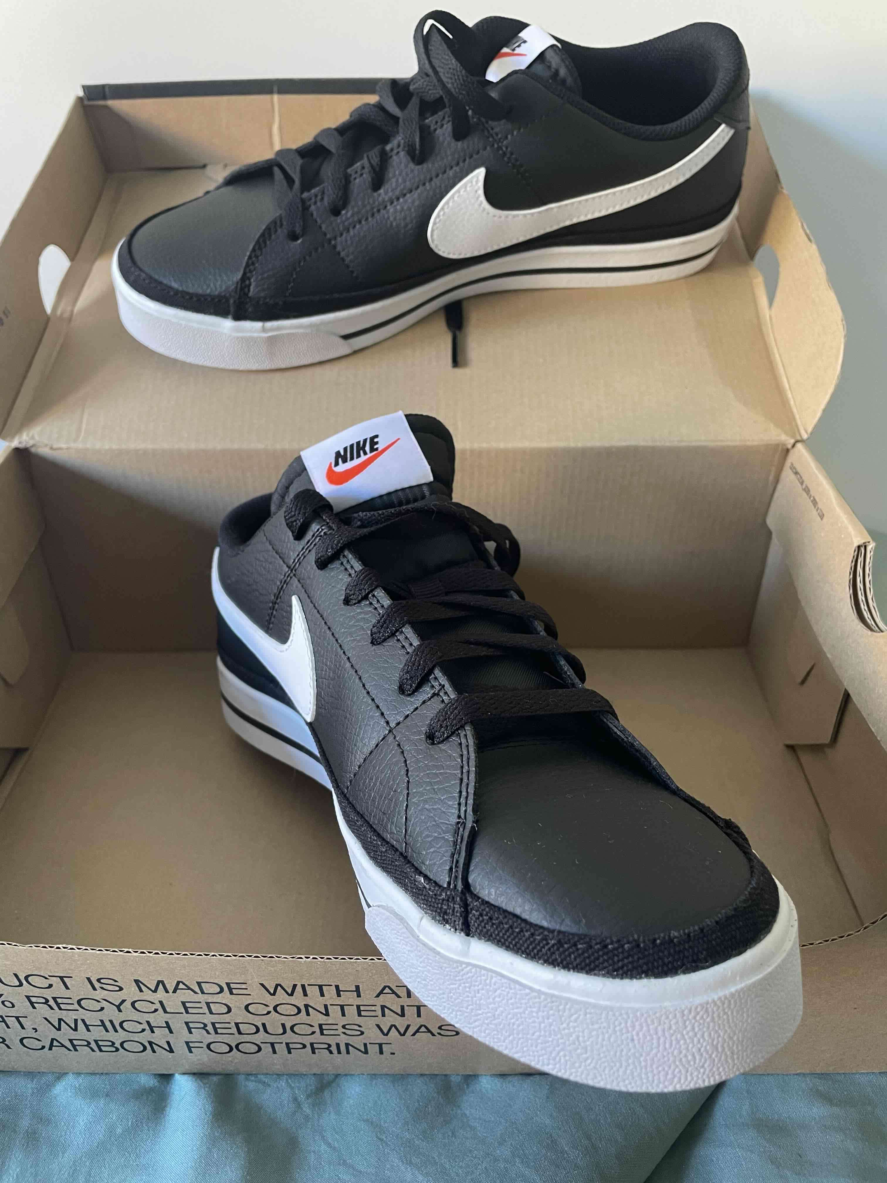 Zapatillas Nike negras nuevas - 1