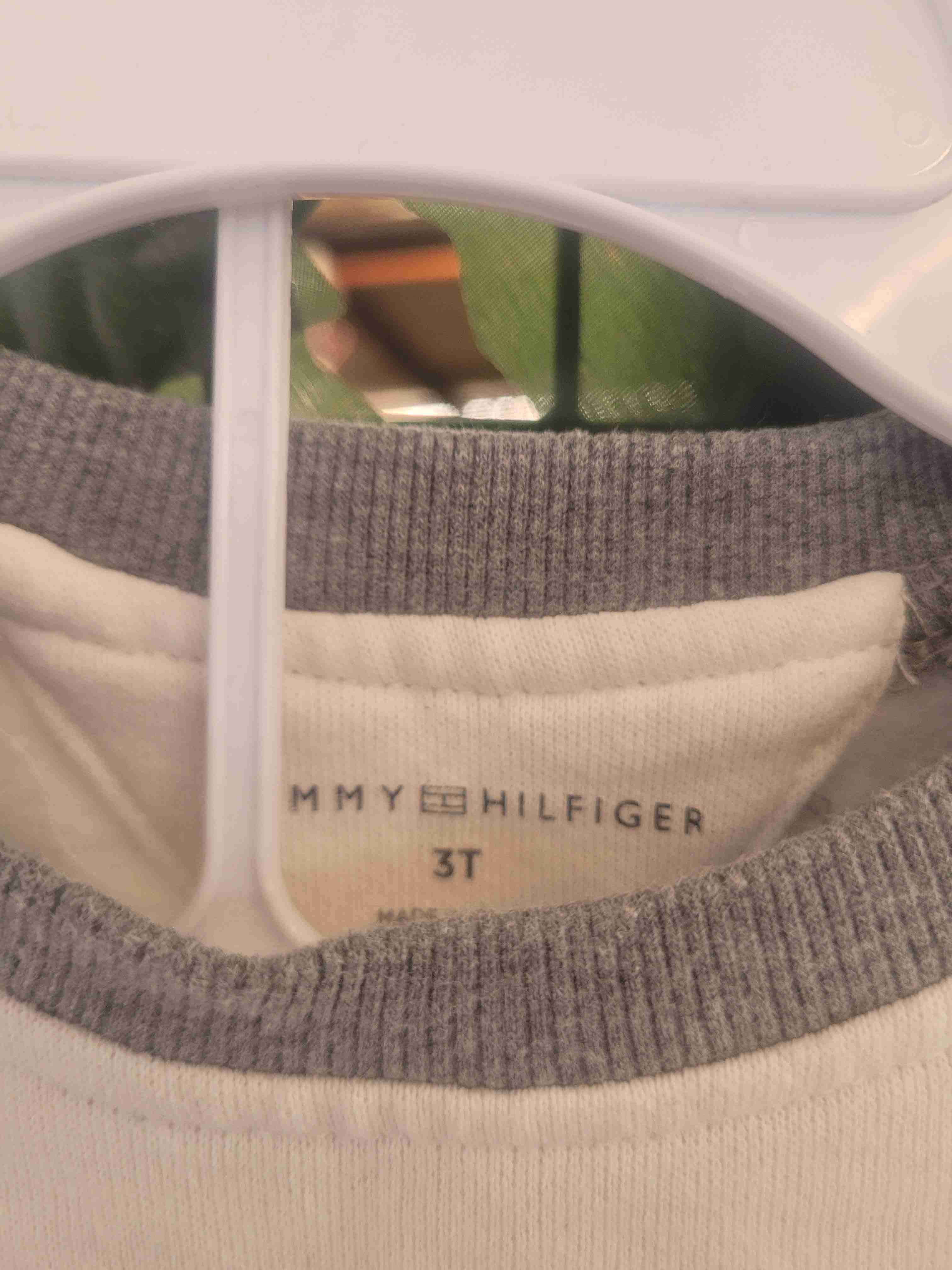 Conjunto Tommy Hilfiger niño gris - miniatura 2