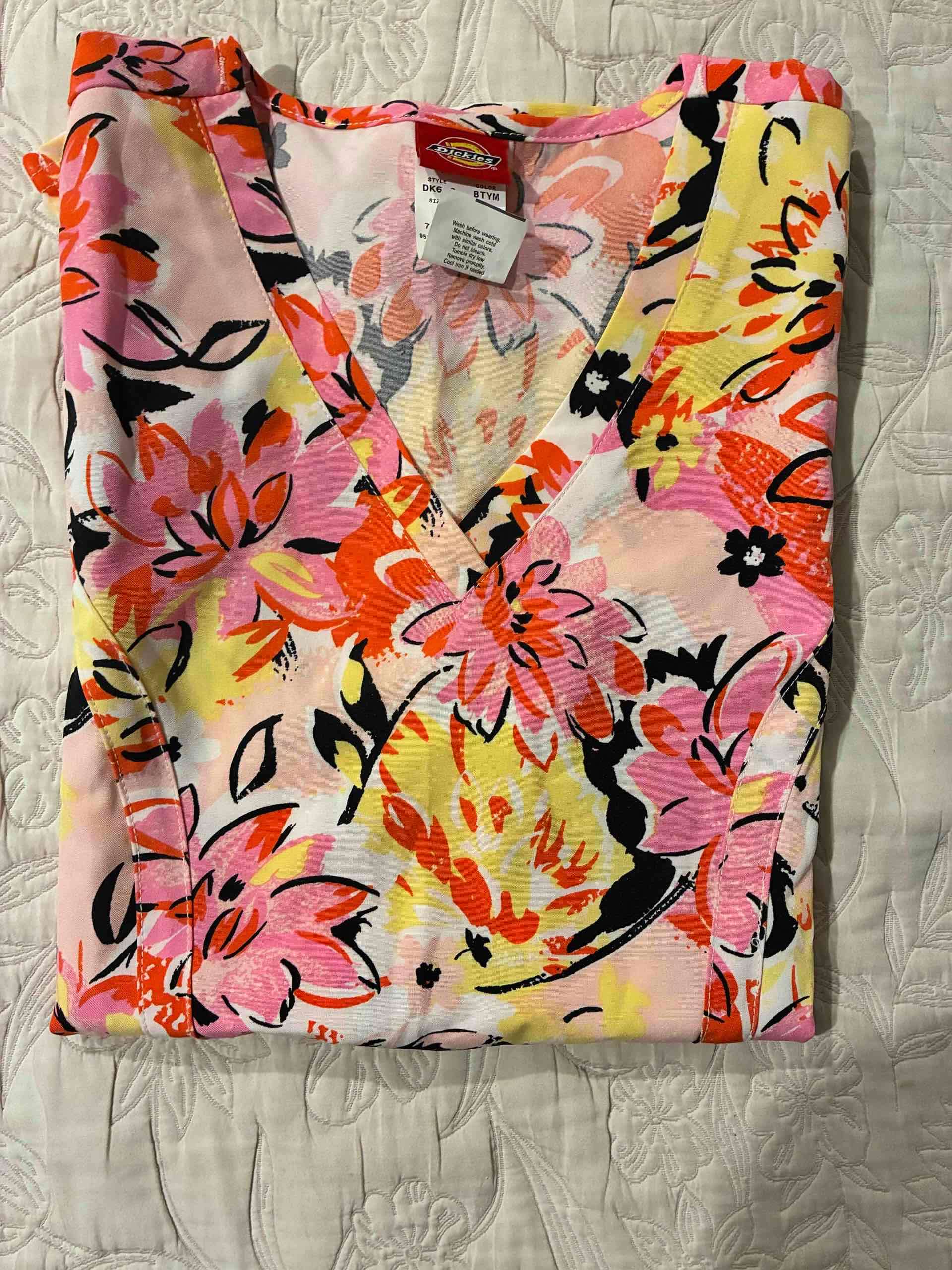 Scrab clínico estampado flores talla m - miniatura 2