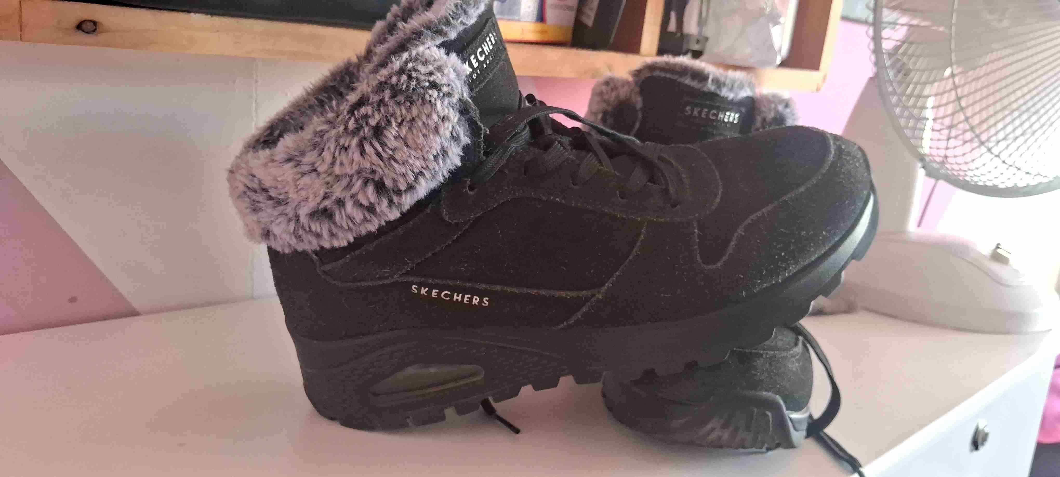 Zapatillas negras Skechers con forro - 3