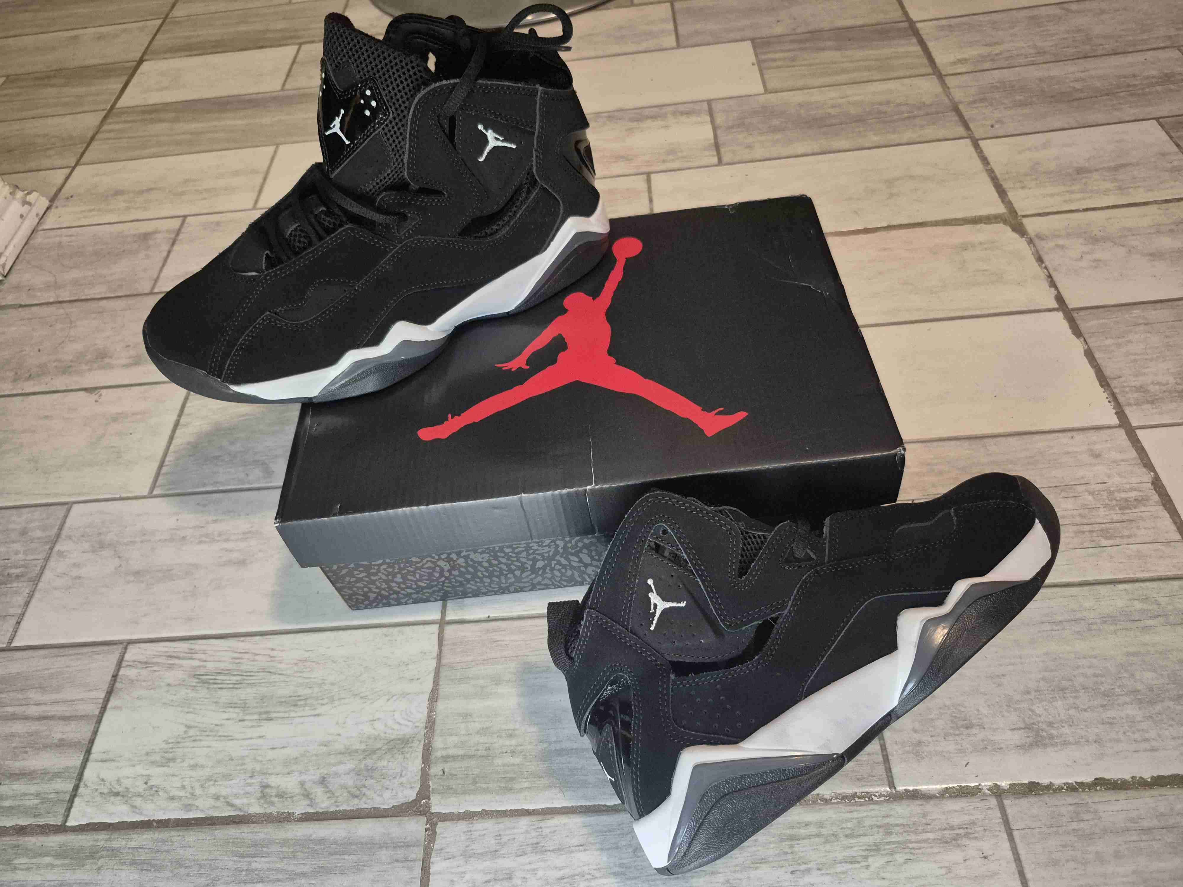 🔥 jordan negras estilo basket- con caja🔥 - miniatura 2