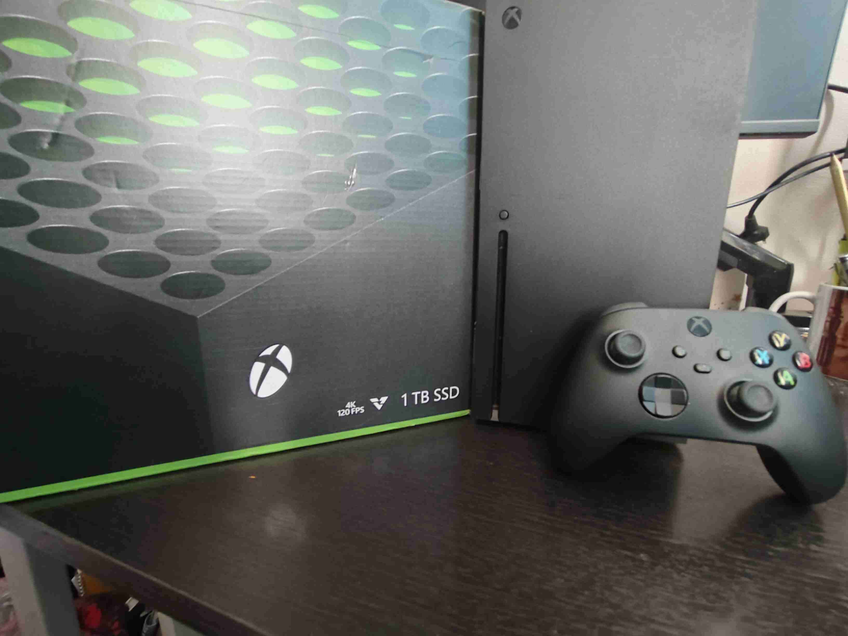 Consola Xbox Series X 1TB - miniatura 2