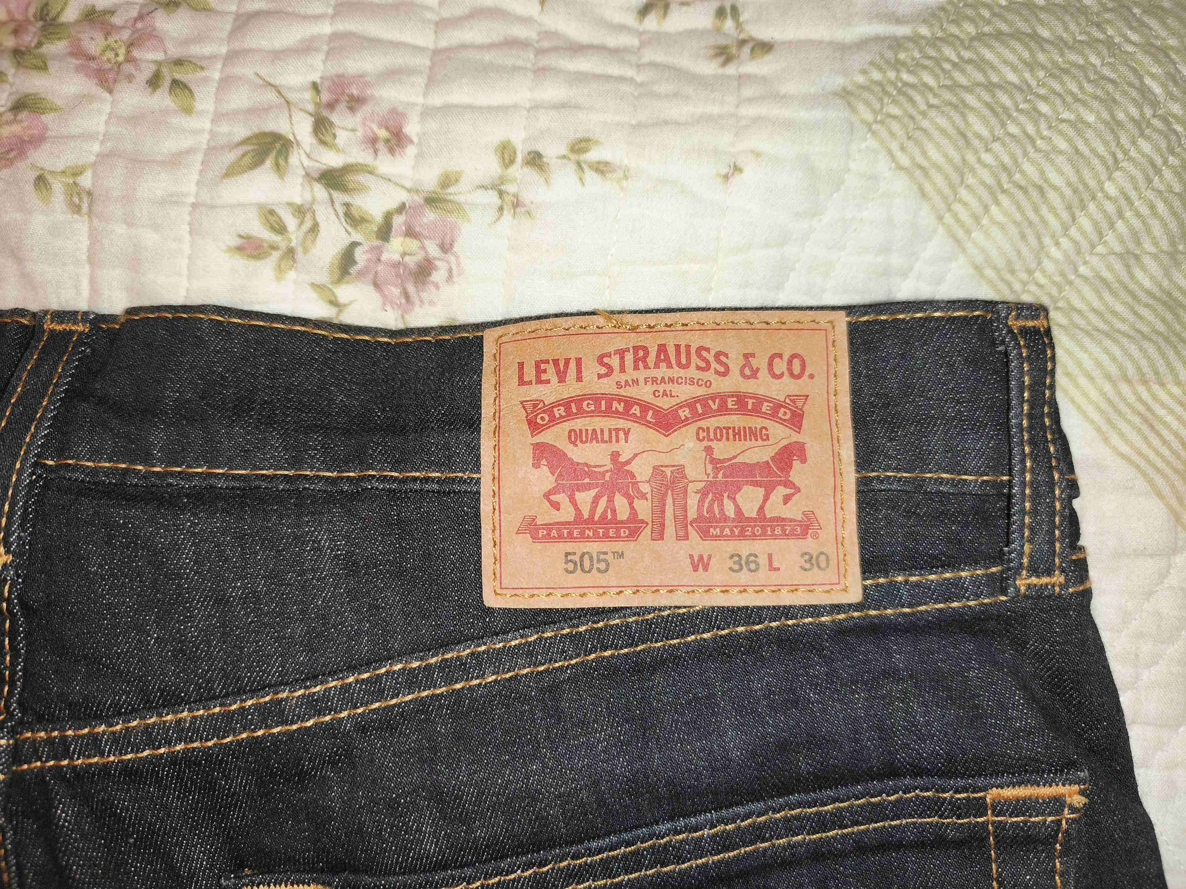 Jeans Levis nuevos con etiqueta ORIGINALES - miniatura 3