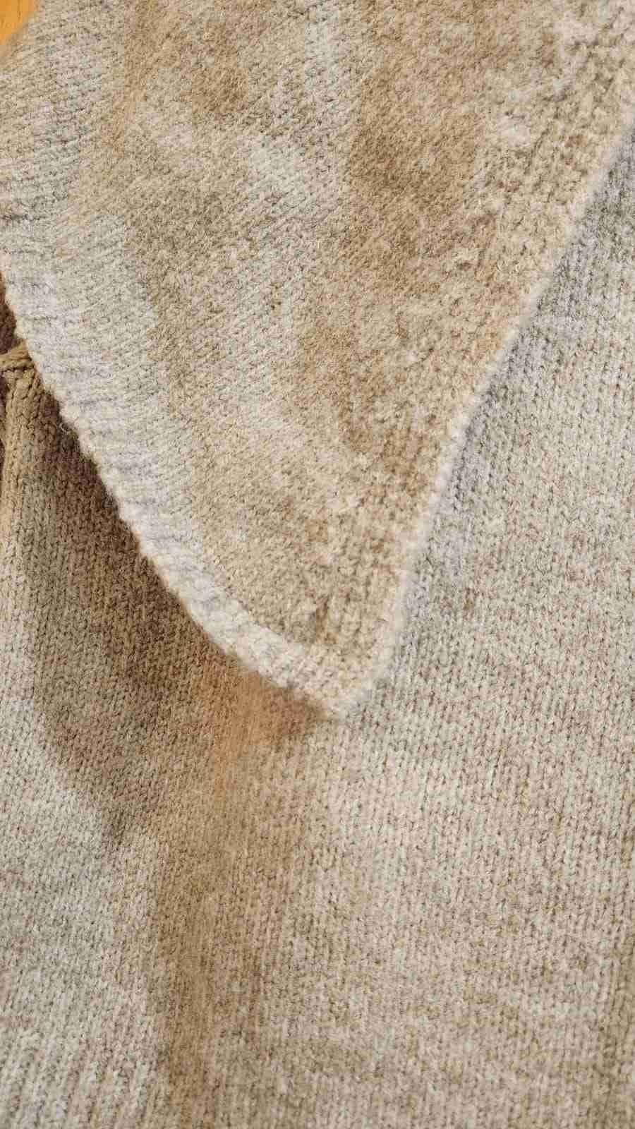 Suéter de lana talla S - miniatura 3