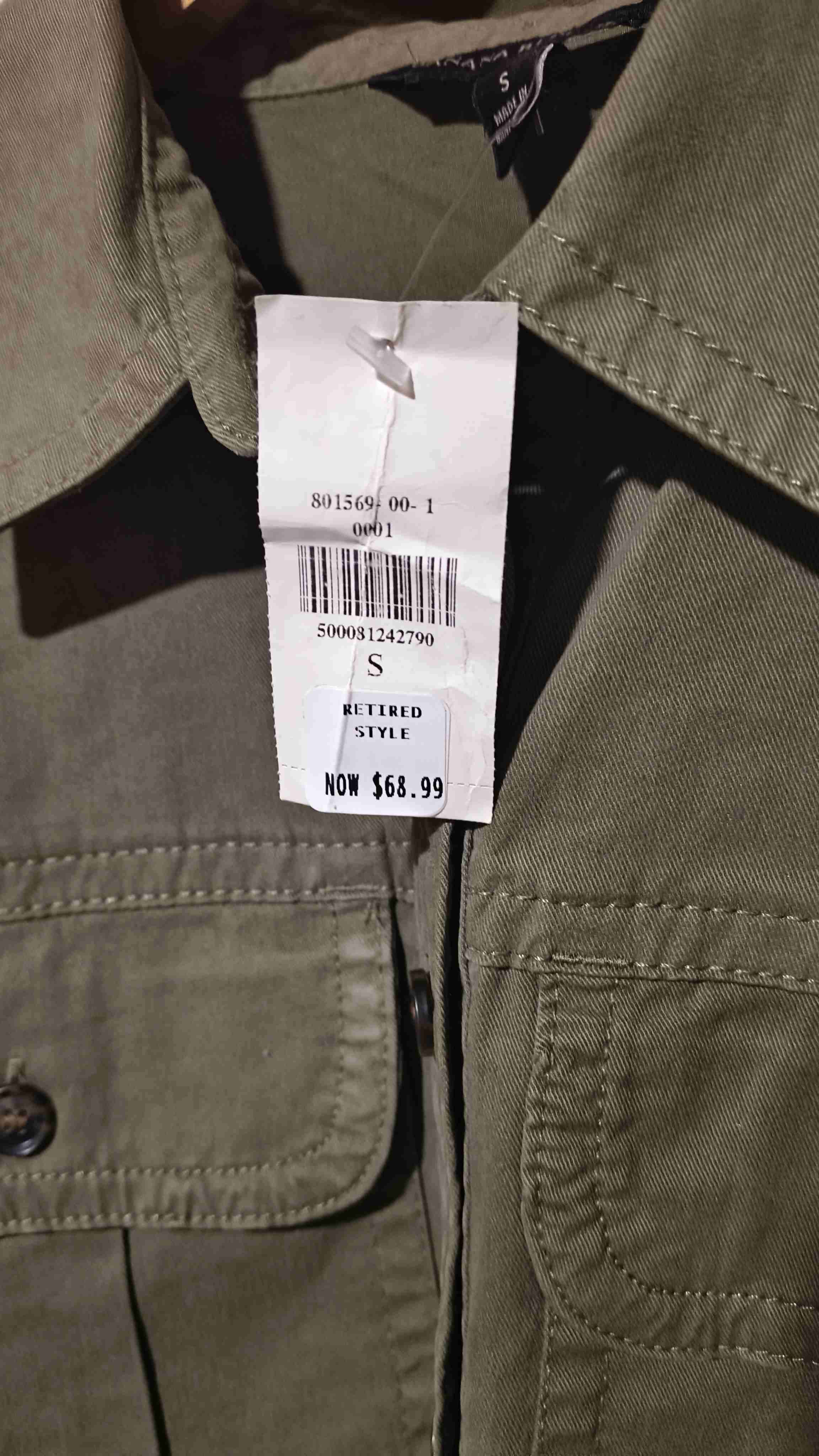 Camisa verde olivo  con bolsillos - miniatura 4