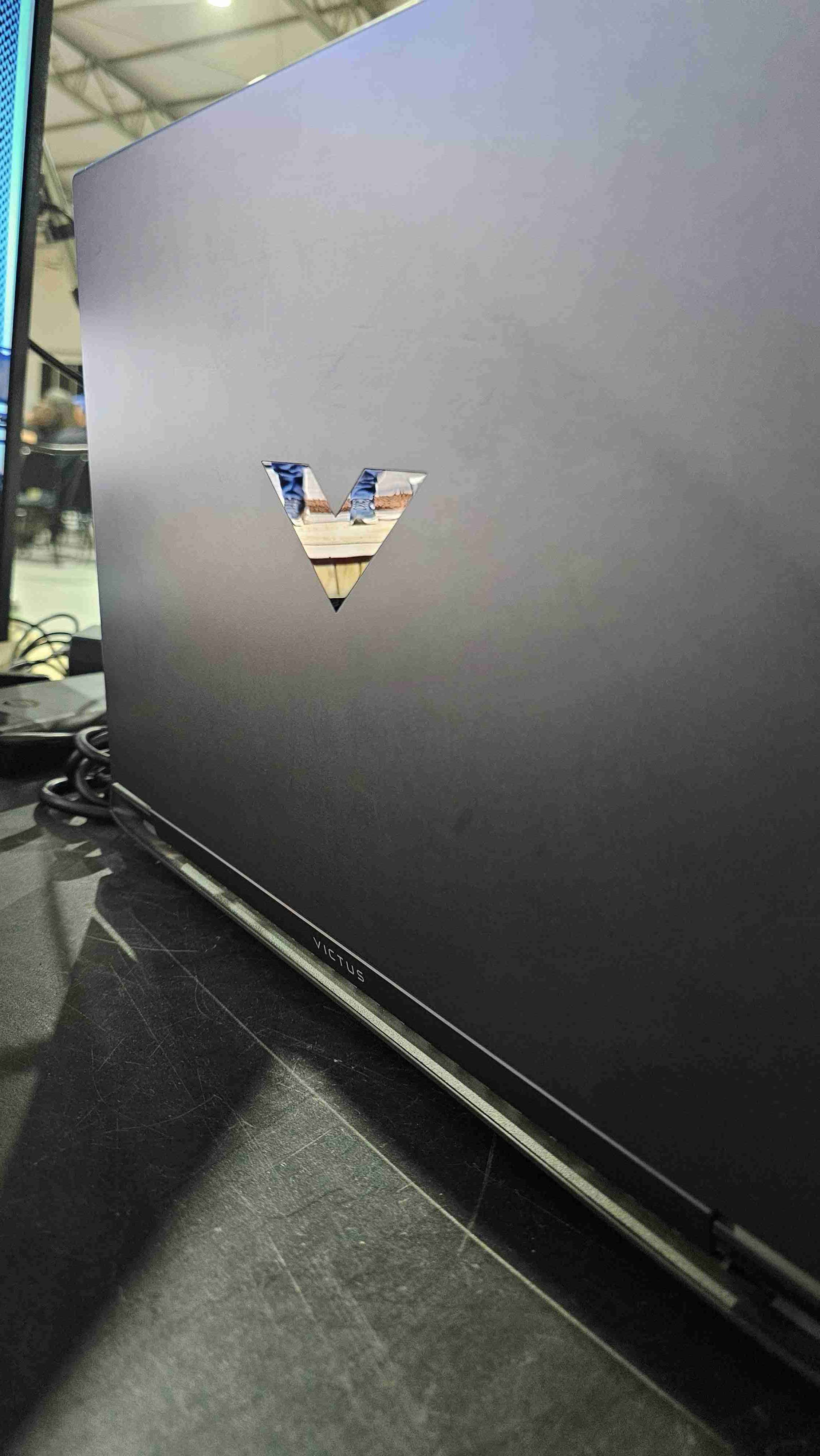 Notebook gamer HP Victus 16-r1016la Permutable!! - miniatura 1