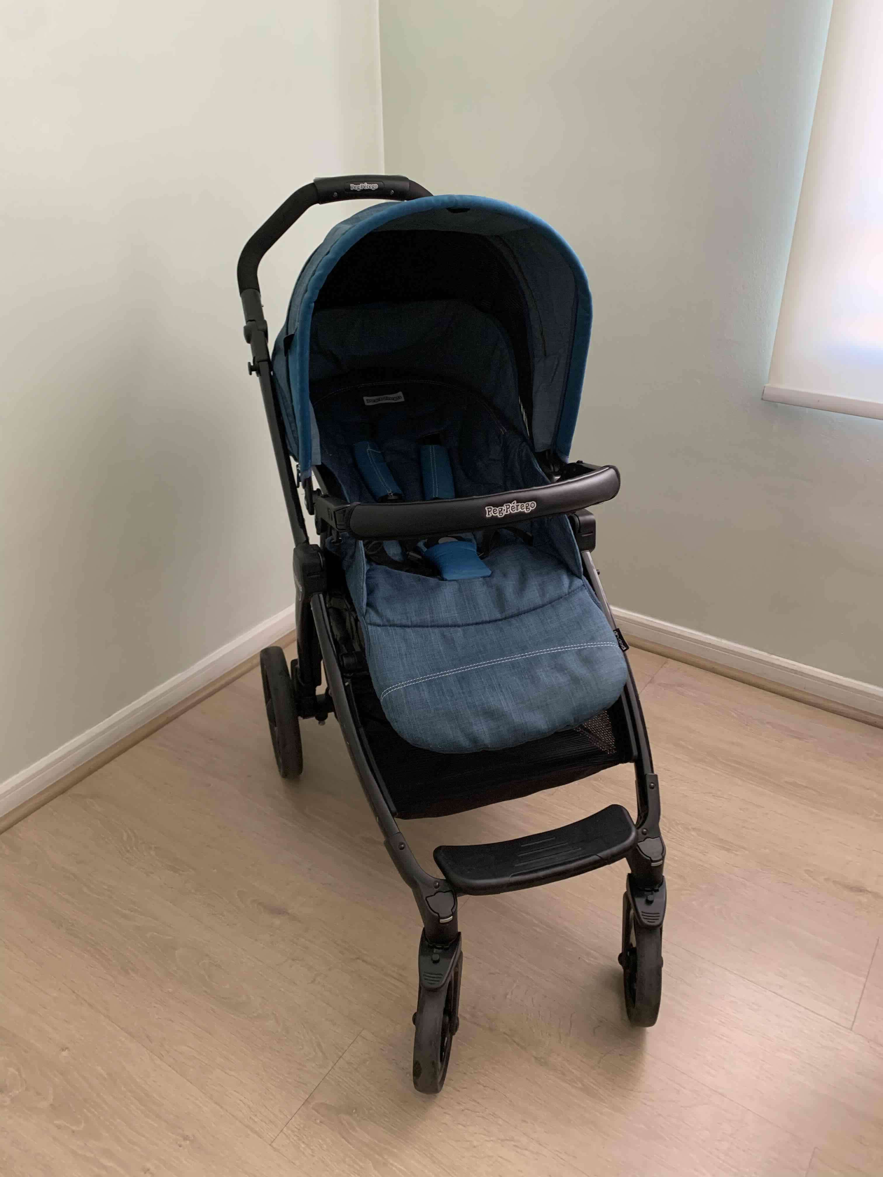 Coche para bebé Peg-Perego - miniatura 2