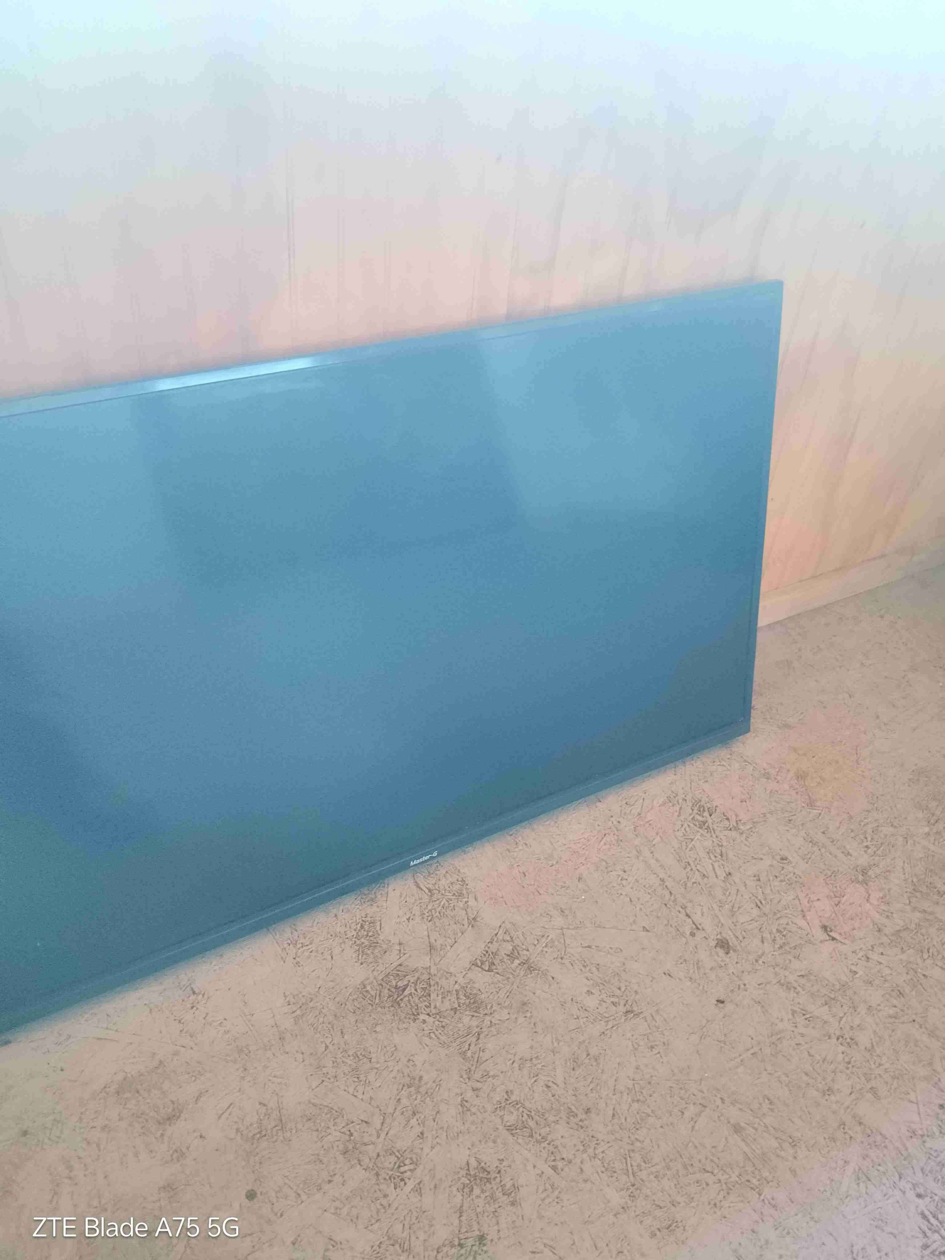 Televisor LED Master-G 40 pulgadas - miniatura 3