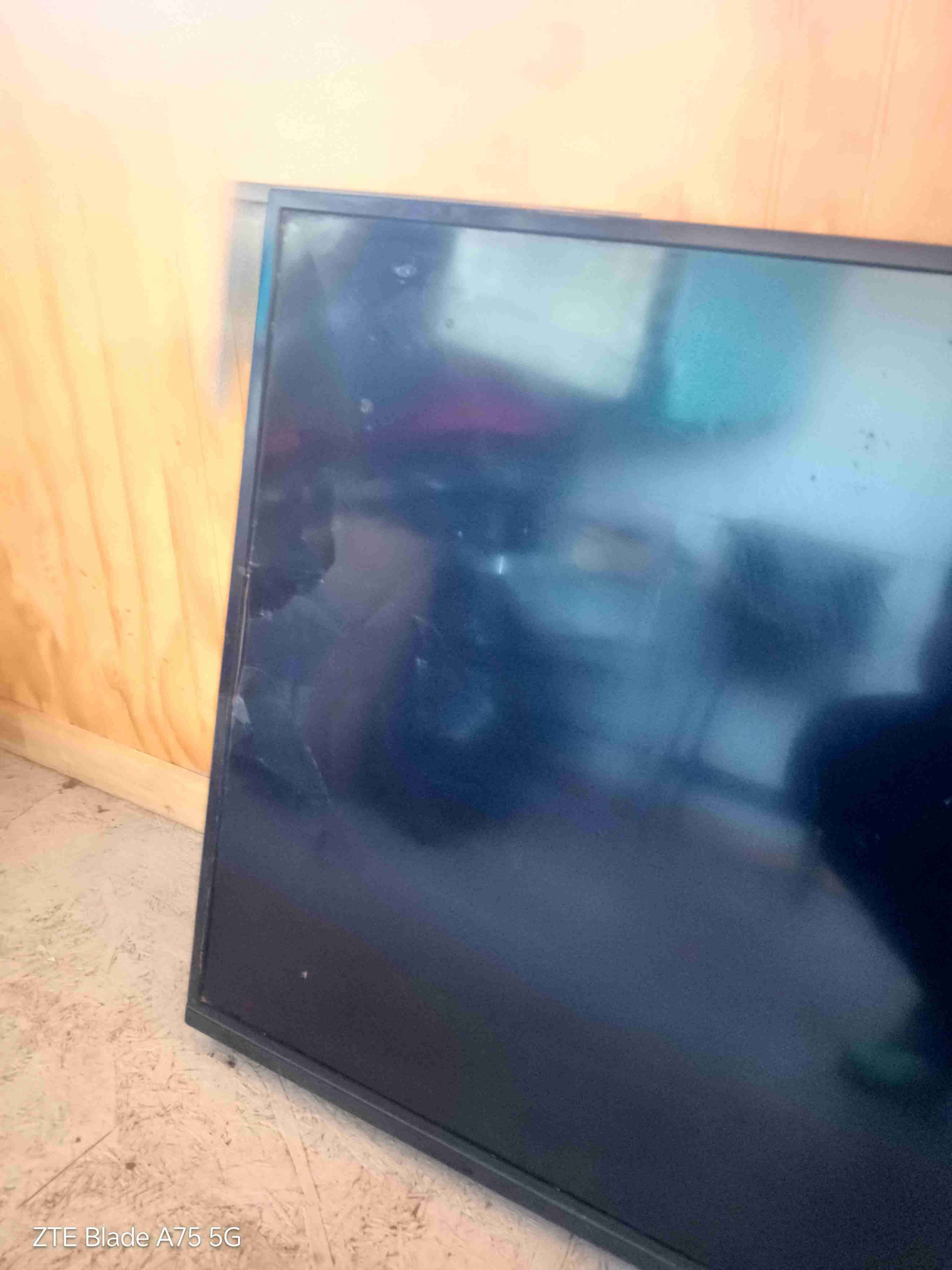 Televisor LED Master-G 40 pulgadas - miniatura 6