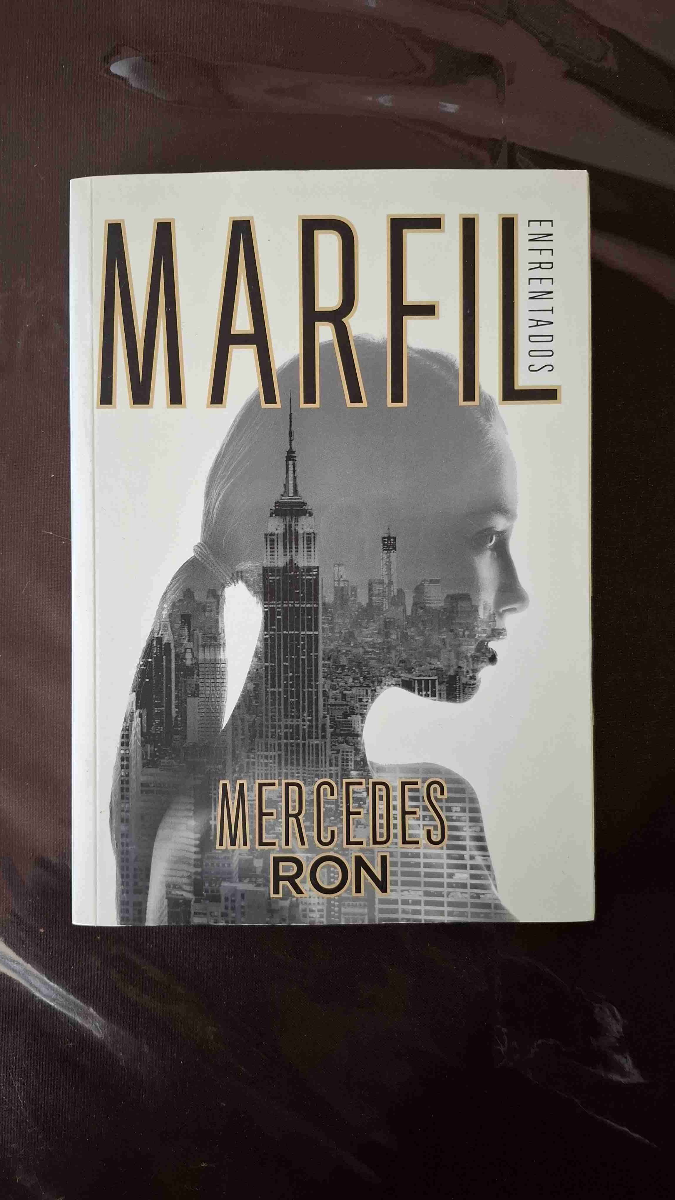 Libro original 'Marfil' de Mercedes Ron