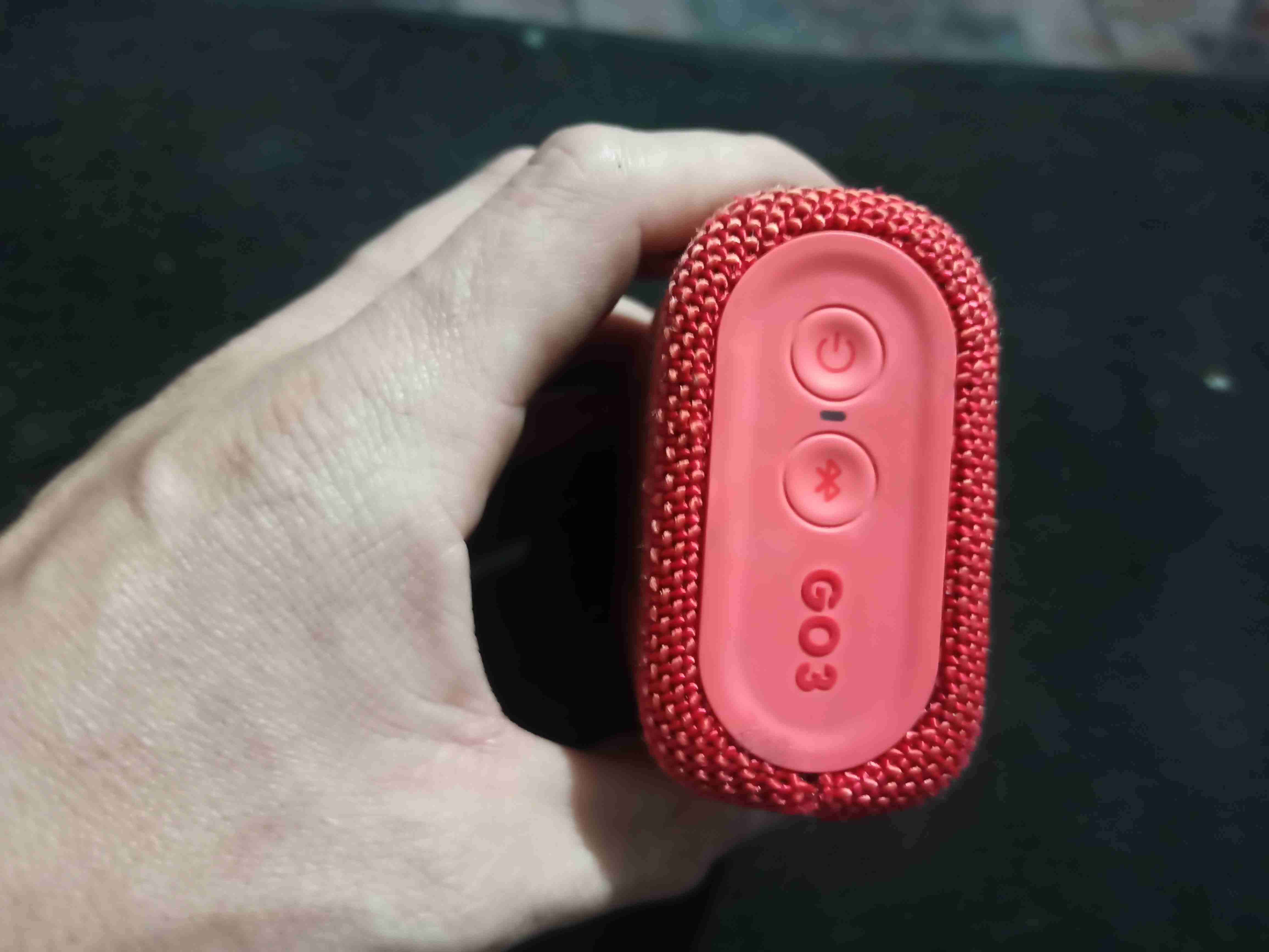 Parlante bluetooth rojo JBL - miniatura 3