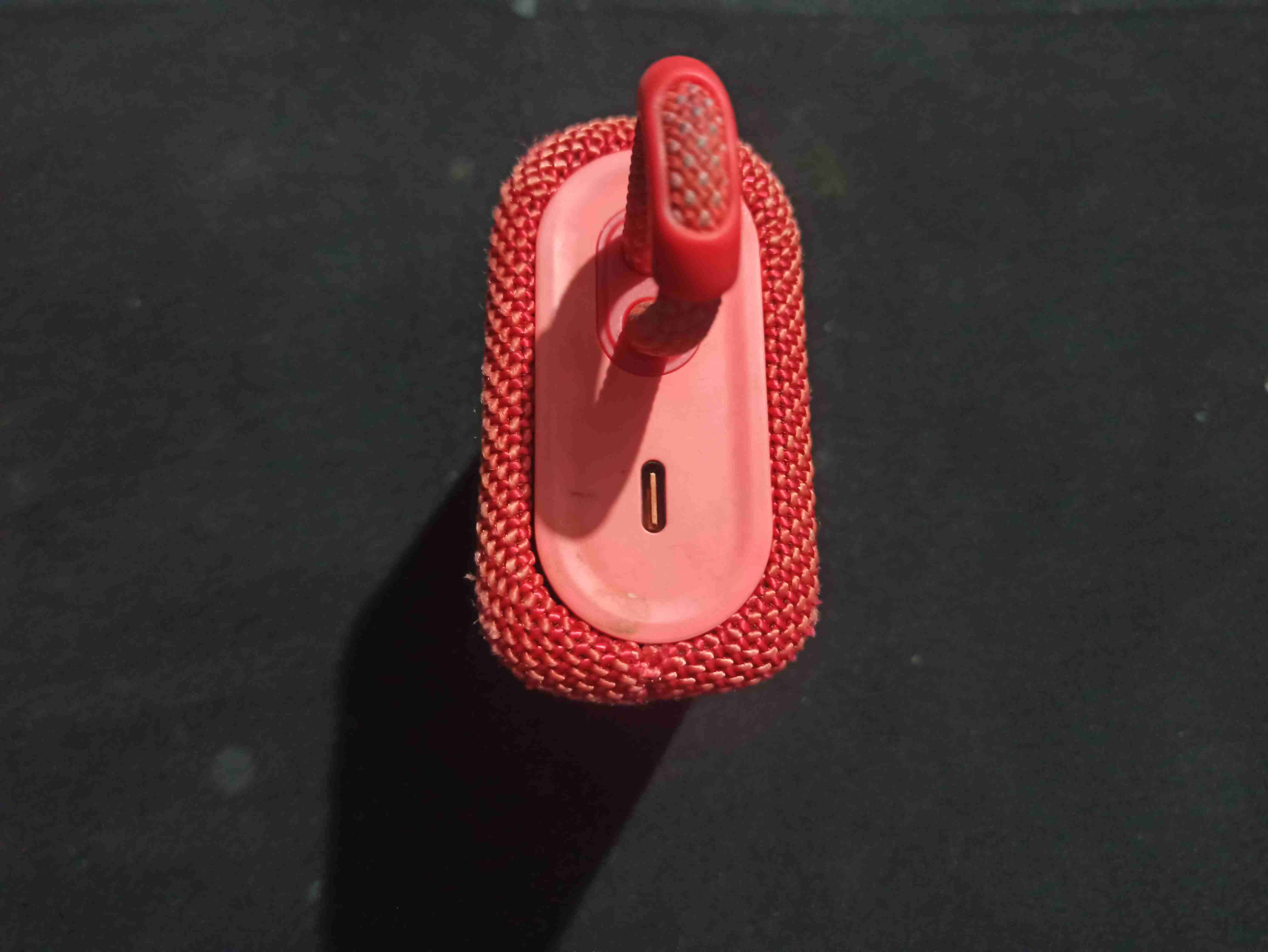 Parlante bluetooth rojo JBL - miniatura 4