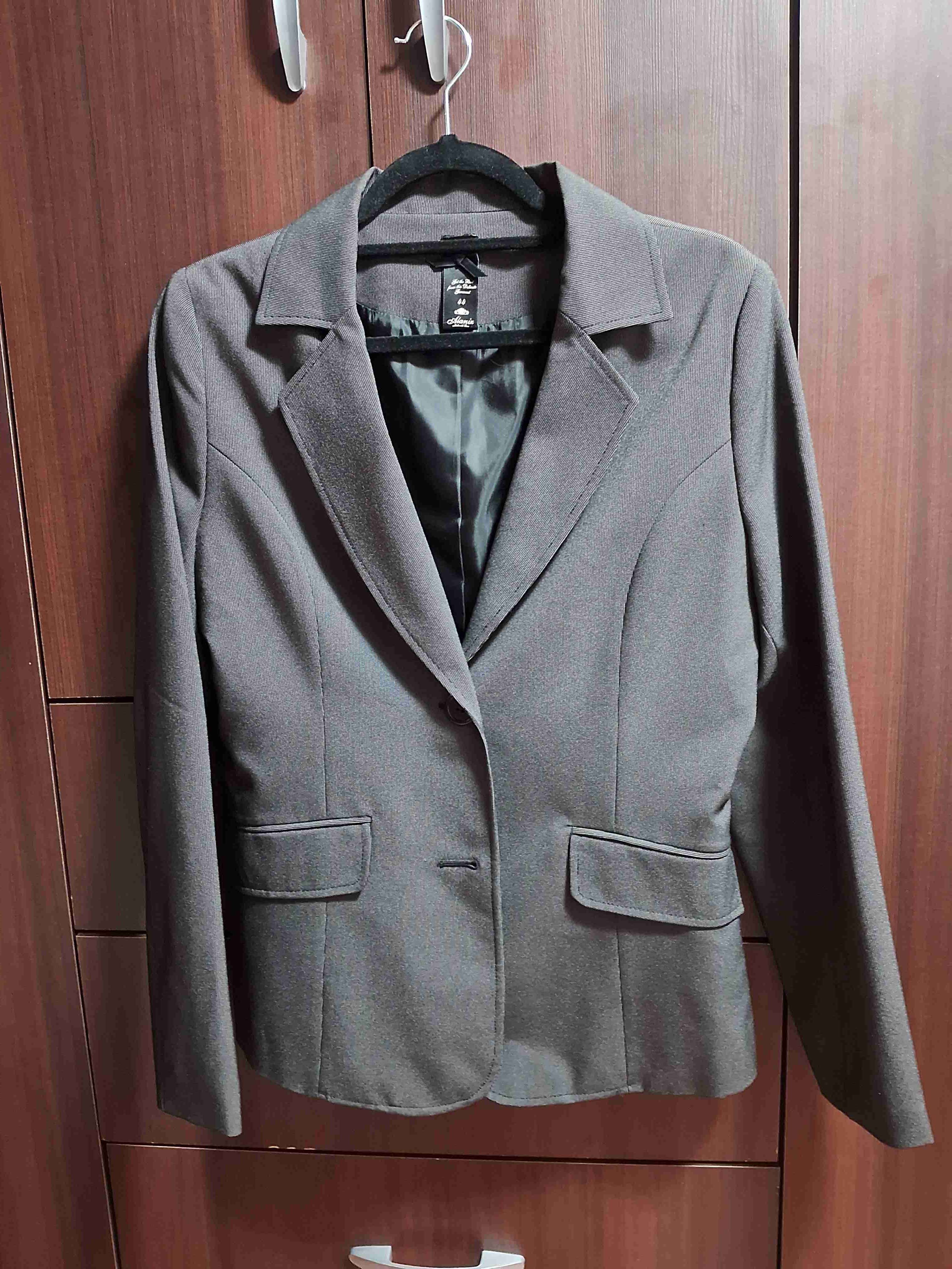 Blazer mujer gris elegante