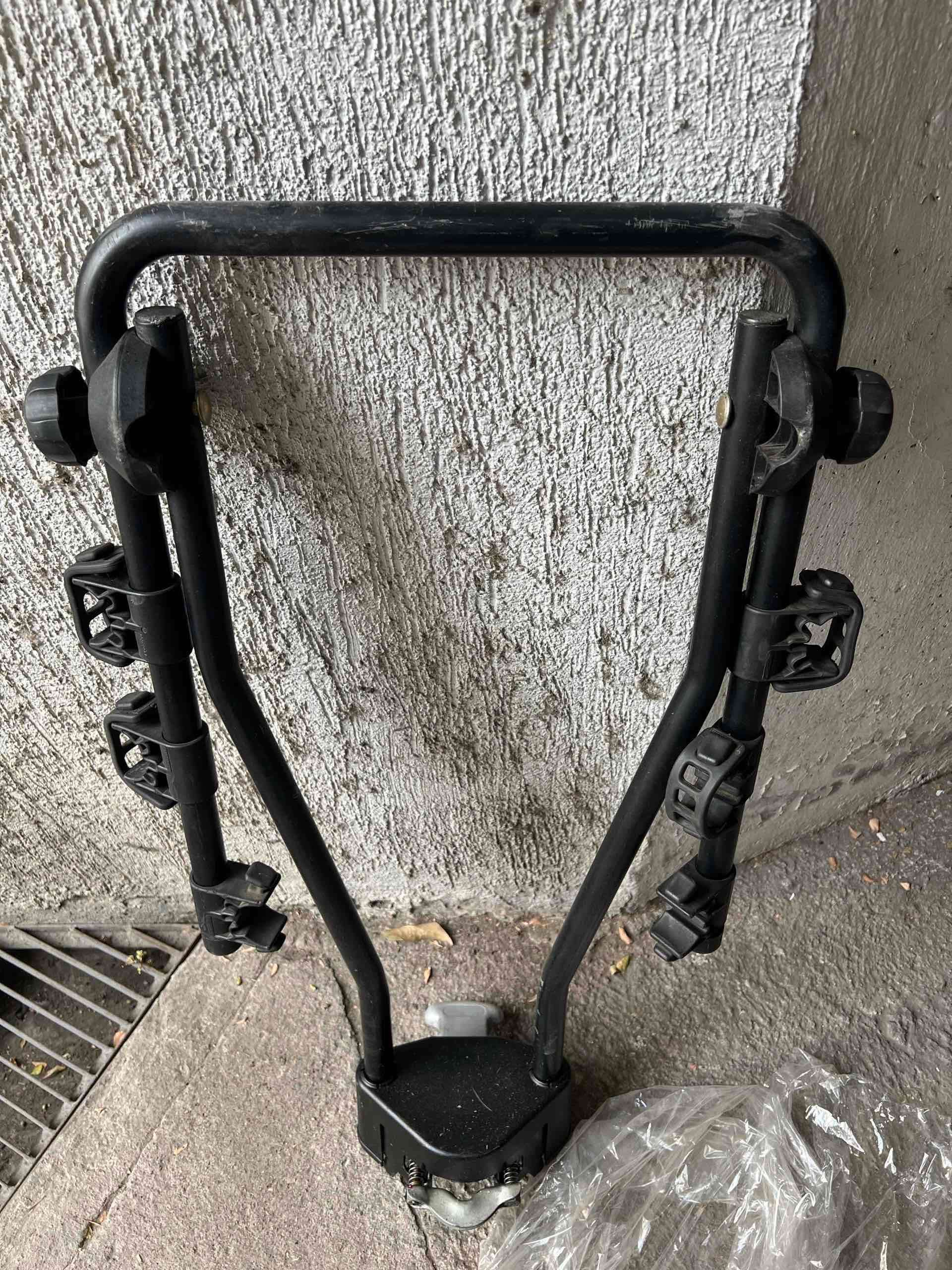 Porta bicicletas para auto - miniatura 1