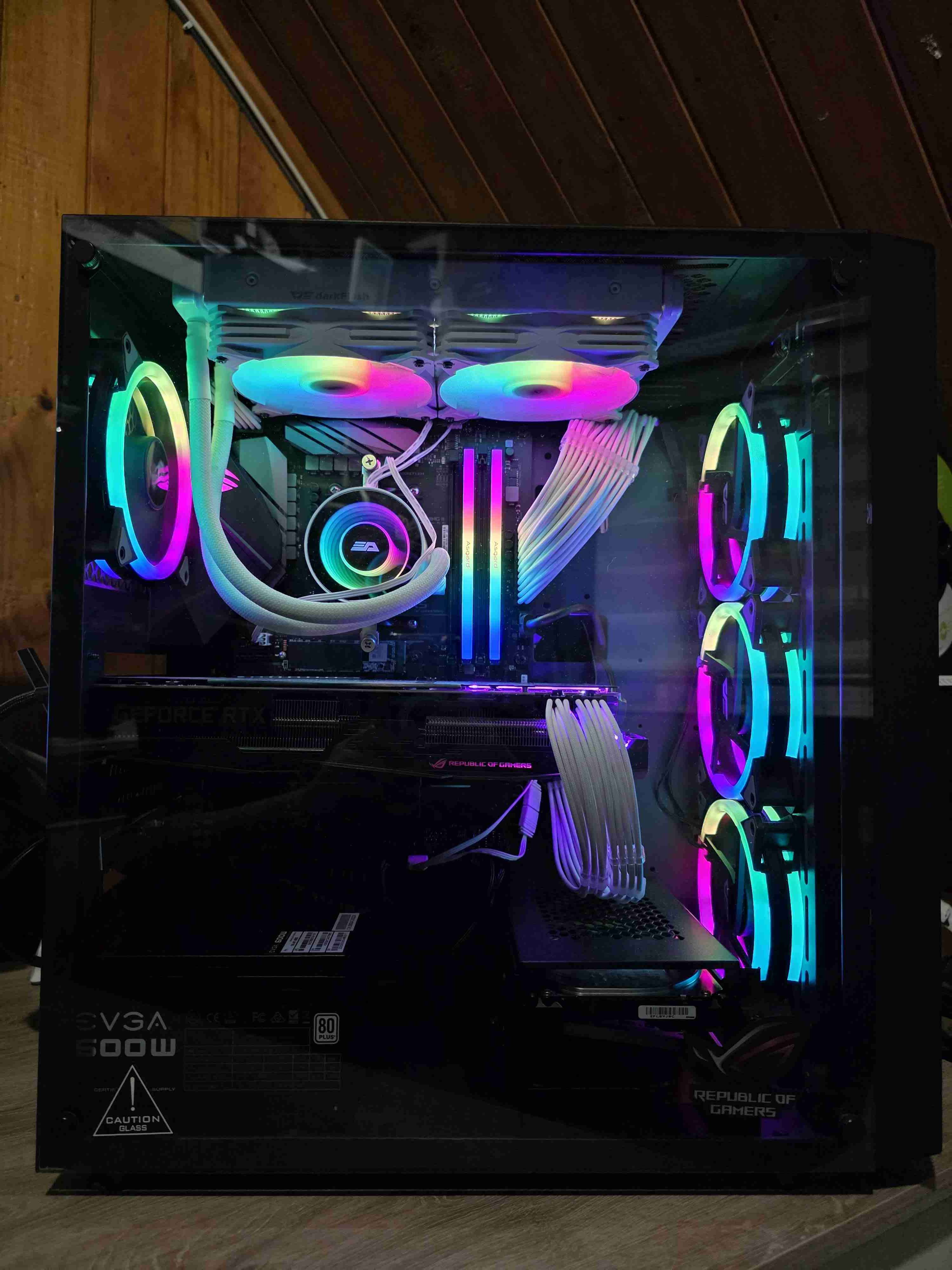 PC Gamer 2060 SUPER 16 GB RAM RYZEN 5 3600 - miniatura 1