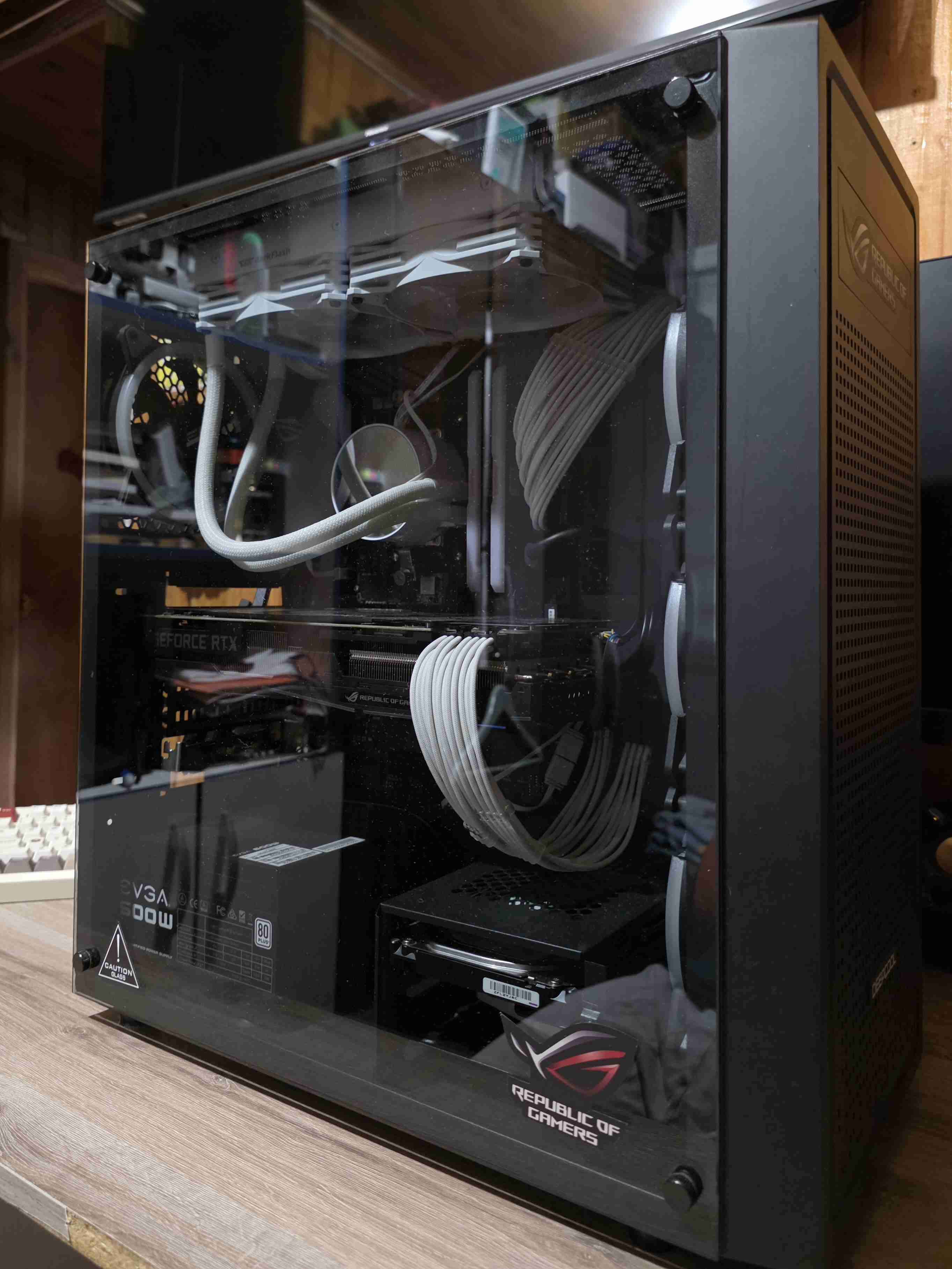 PC Gamer 2060 SUPER 16 GB RAM RYZEN 5 3600 - miniatura 2