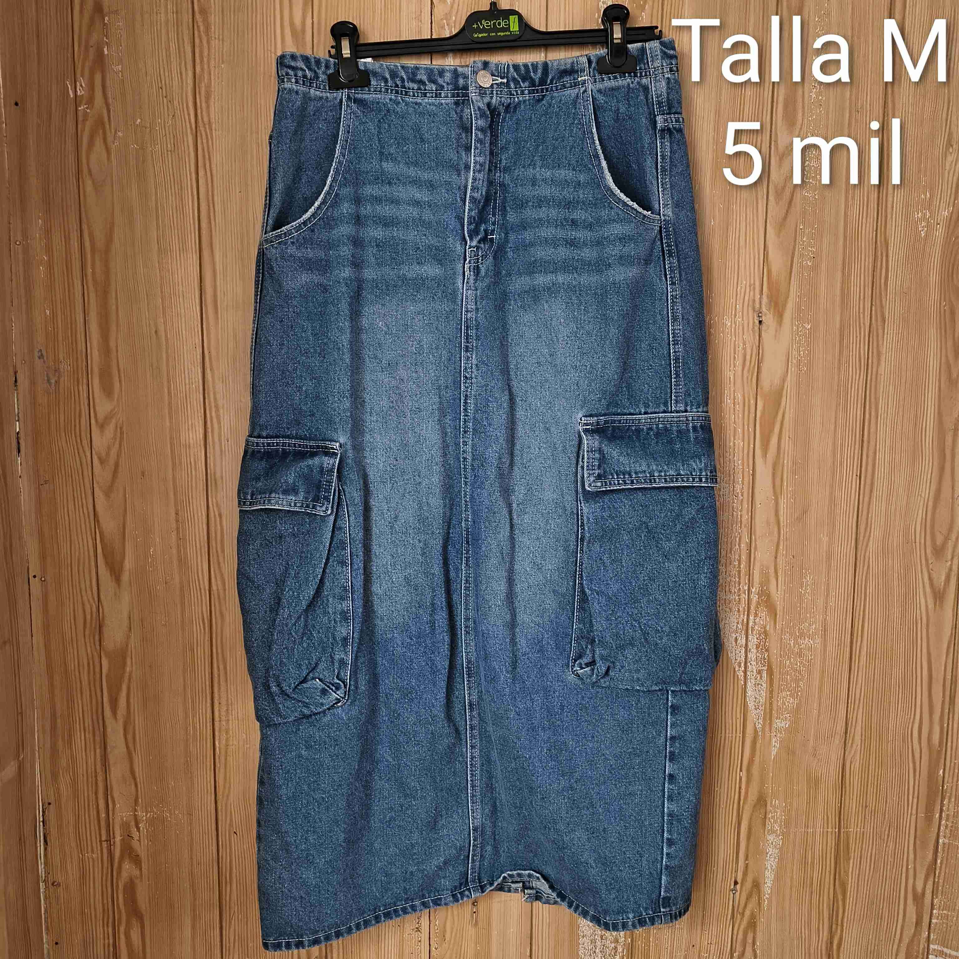 Falda de jeans con bolsillos