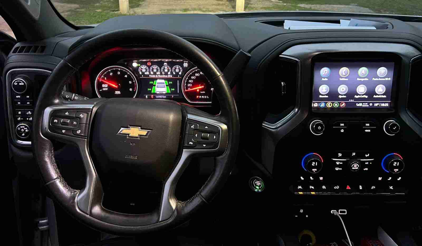 Camioneta pickup Chevrolet Silverado - miniatura 6