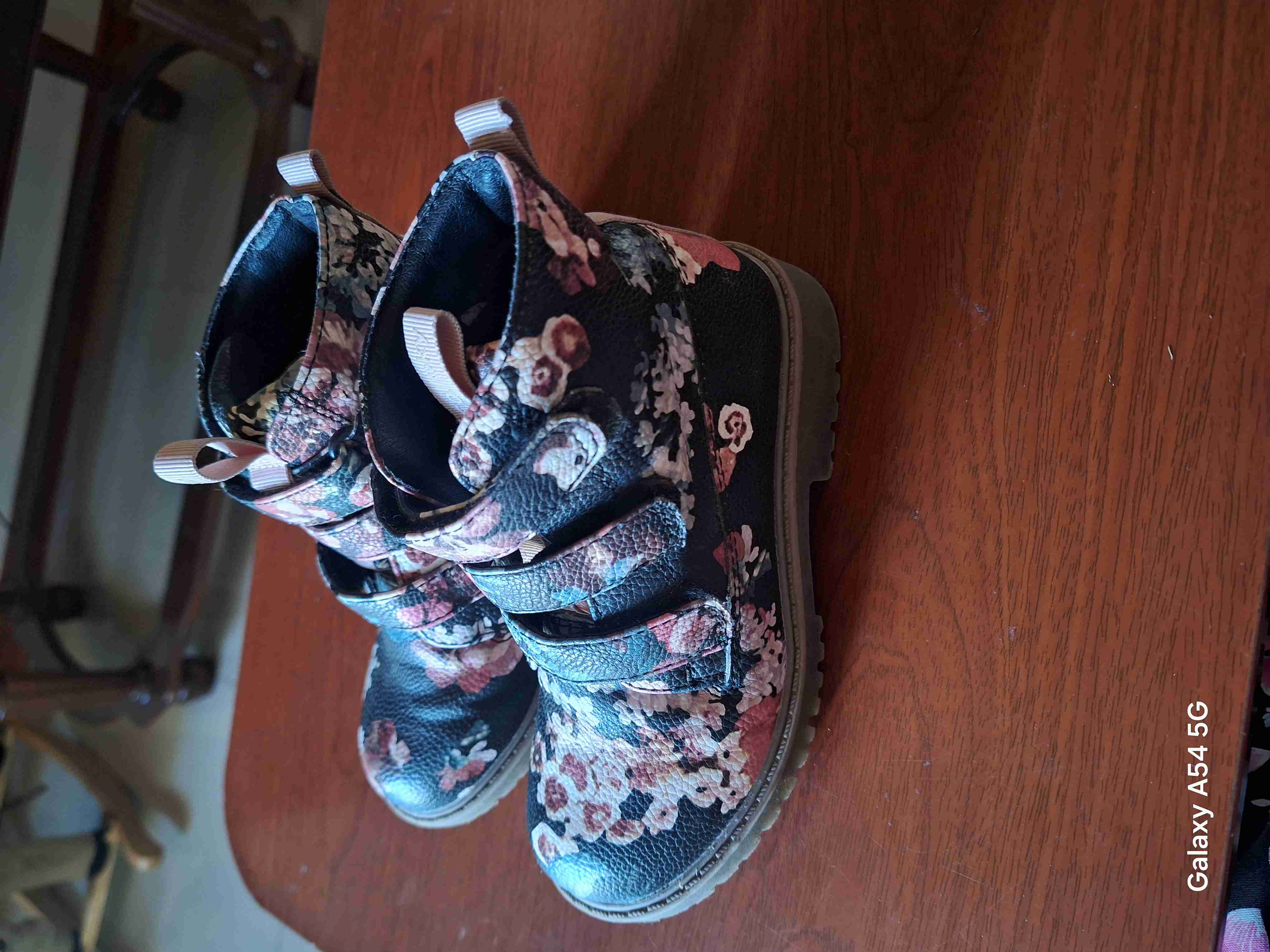 Botas florales para niñas - miniatura 2