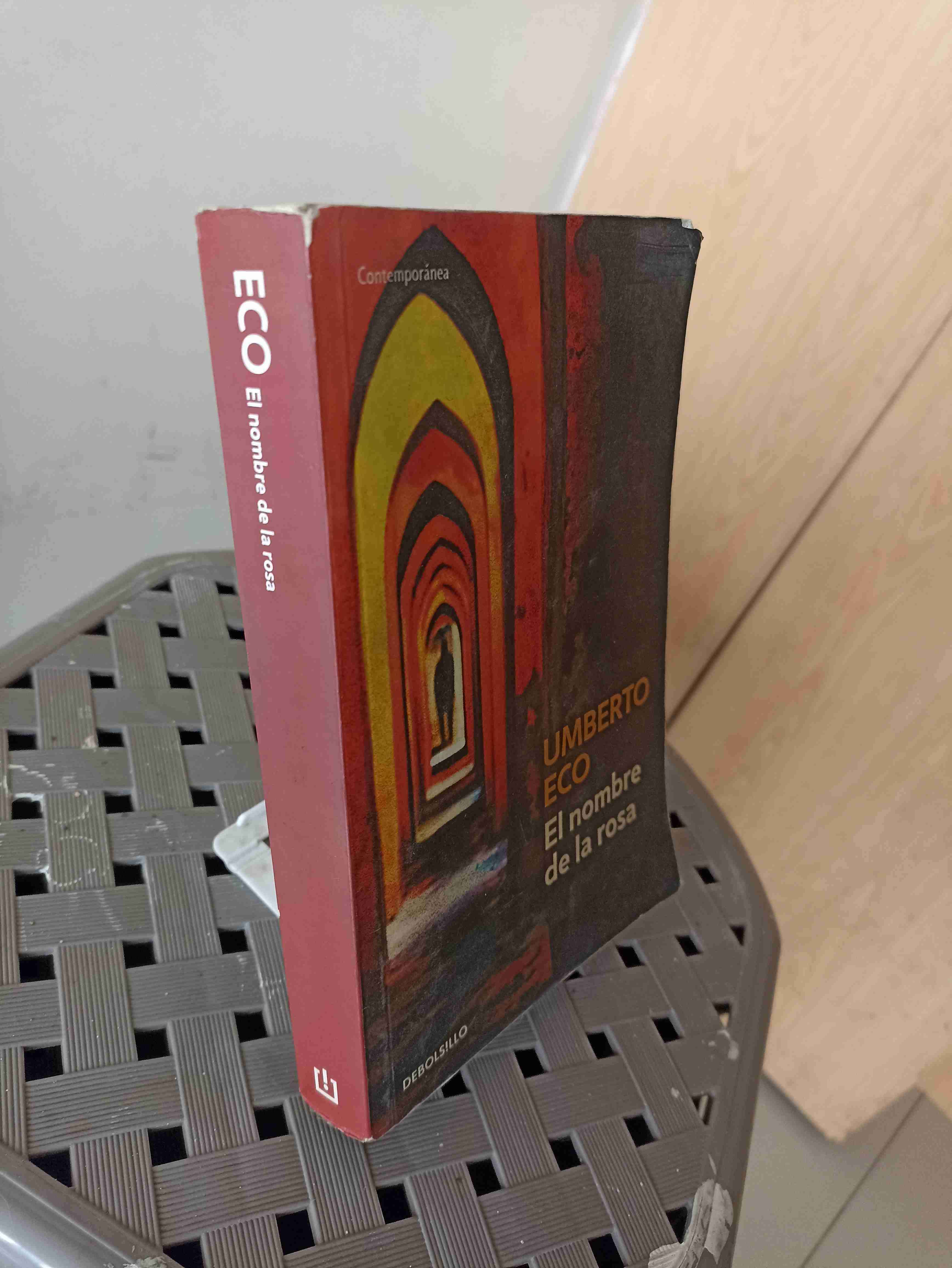 Libro 'El nombre de la rosa' Umberto Eco - miniatura 2