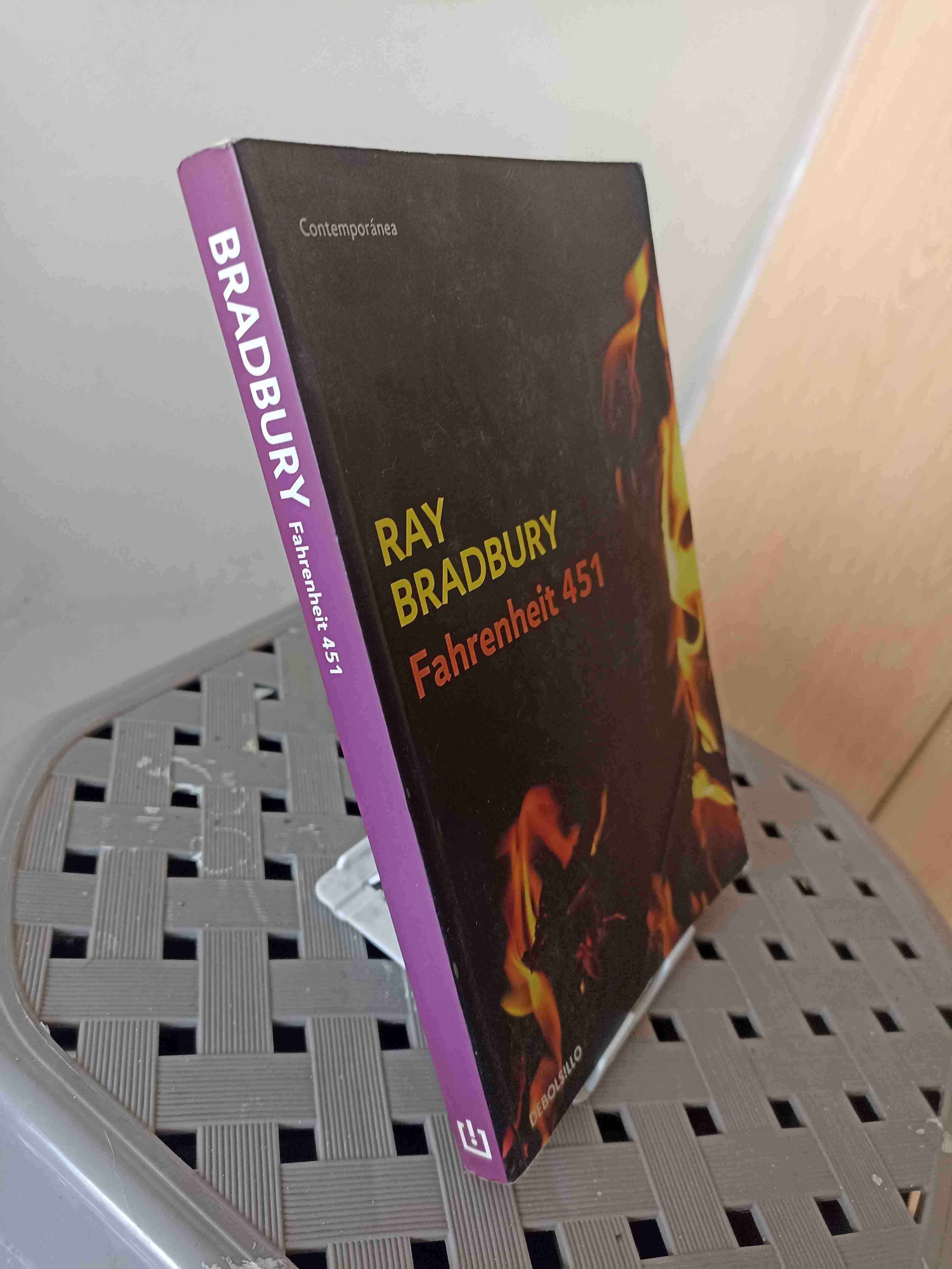 Libro Fahrenheit 451 de Ray Bradbury - miniatura 2
