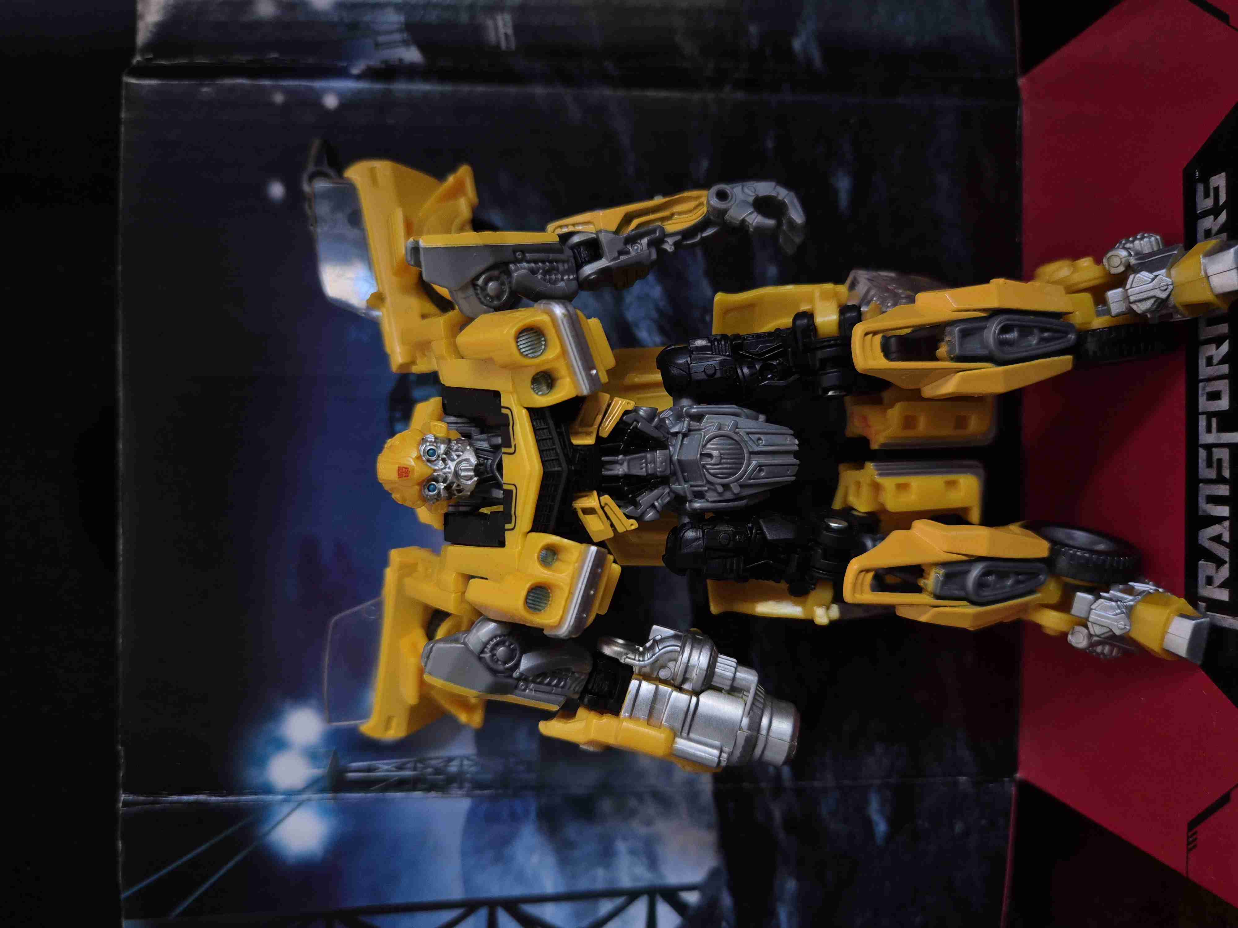 Figura Transformers Bumblebee - miniatura 2