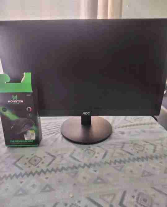 Monitor AOC con caja - miniatura 1