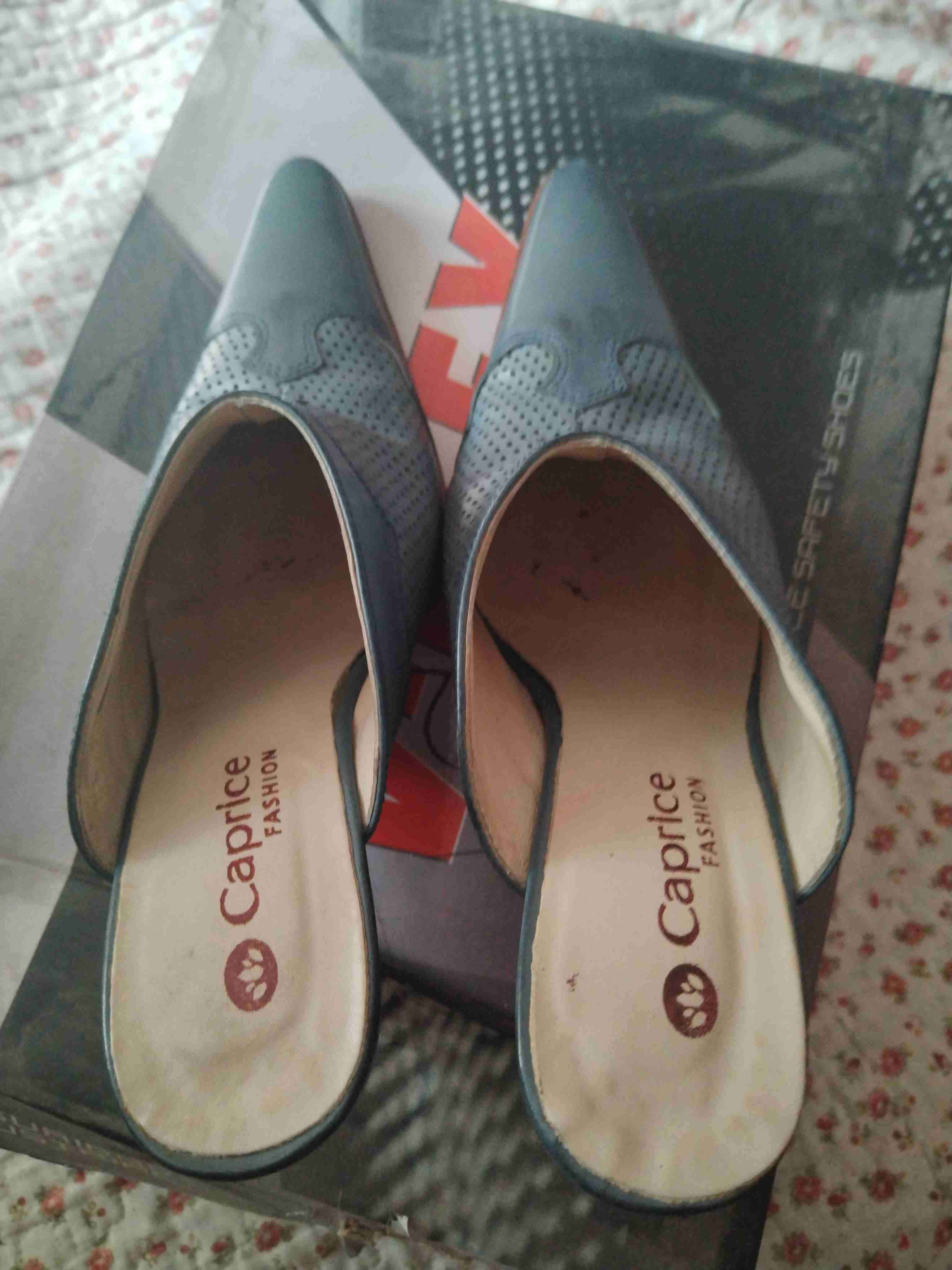 puntilla.. Nro 37 marca caprice - miniatura 2