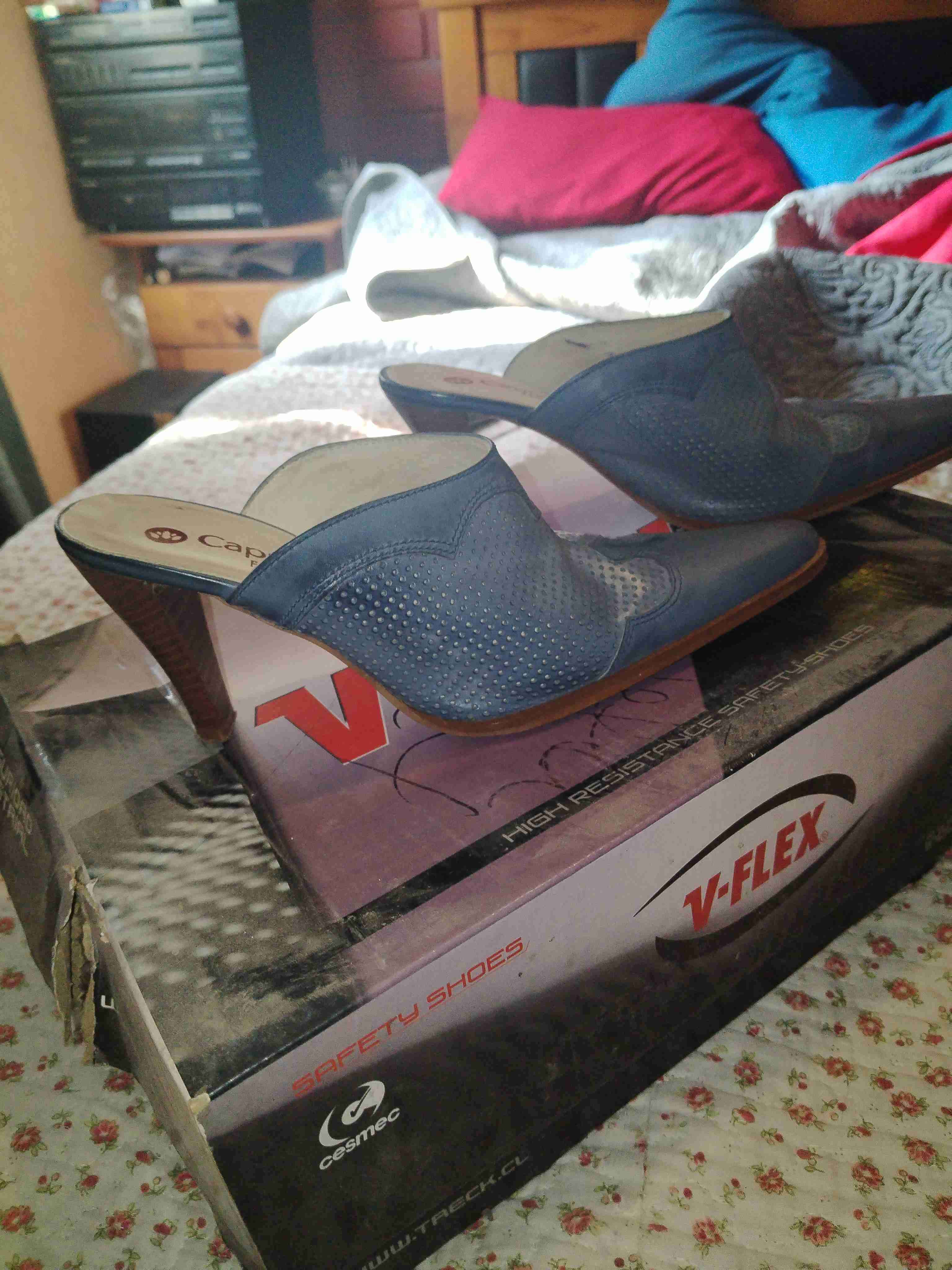 puntilla.. Nro 37 marca caprice - miniatura 3