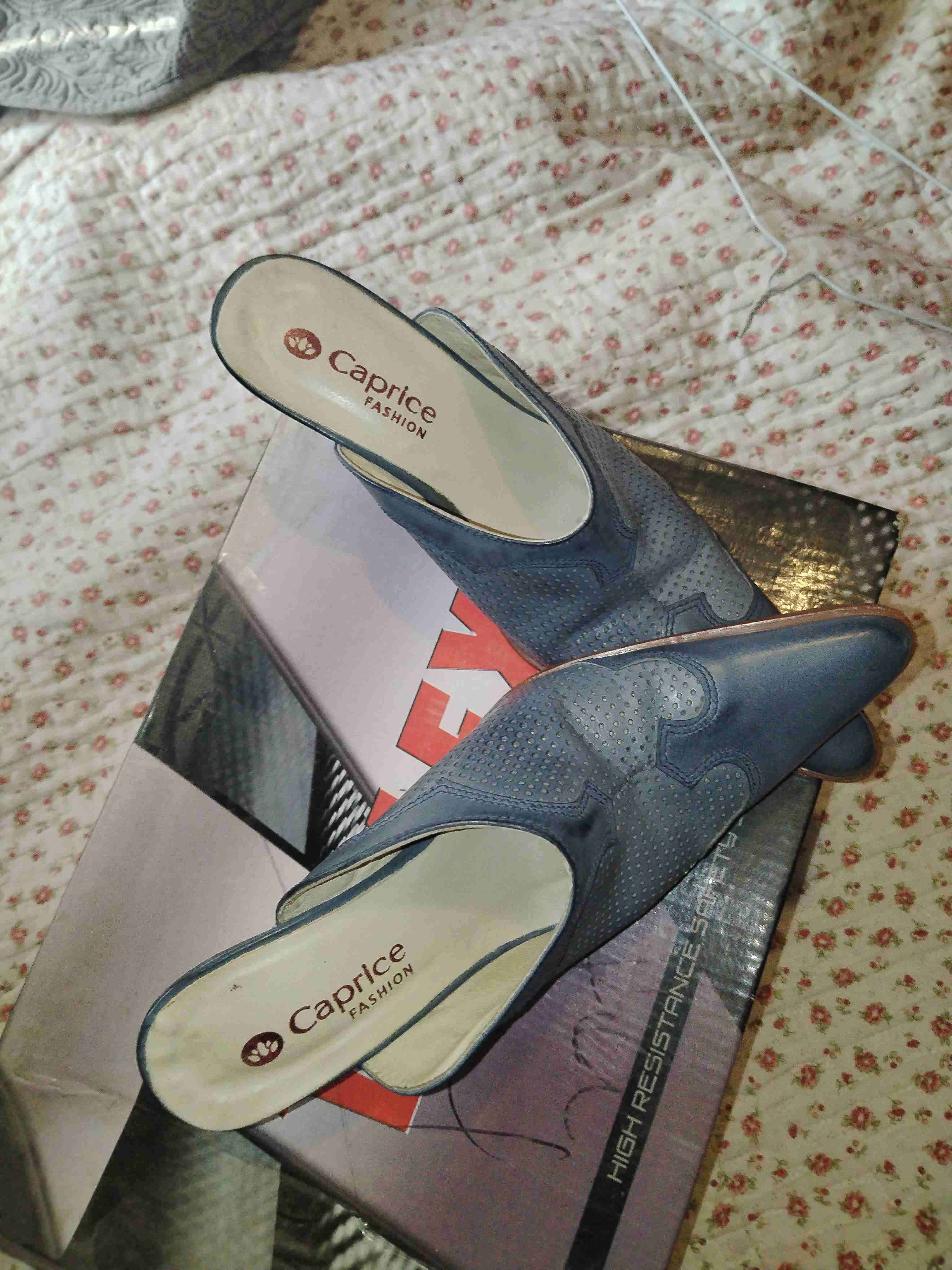 puntilla.. Nro 37 marca caprice - miniatura 5