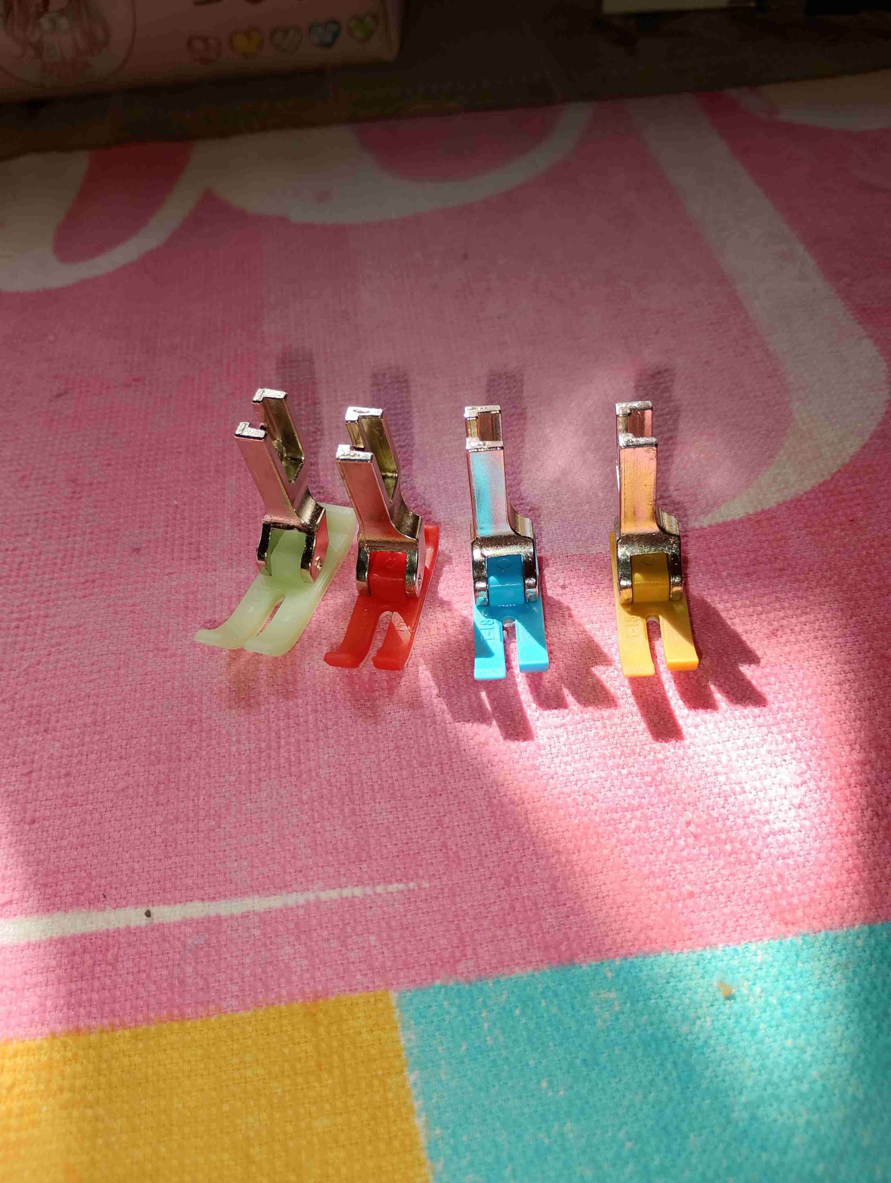 Set de prensatelas multicolor de silicona - miniatura 1