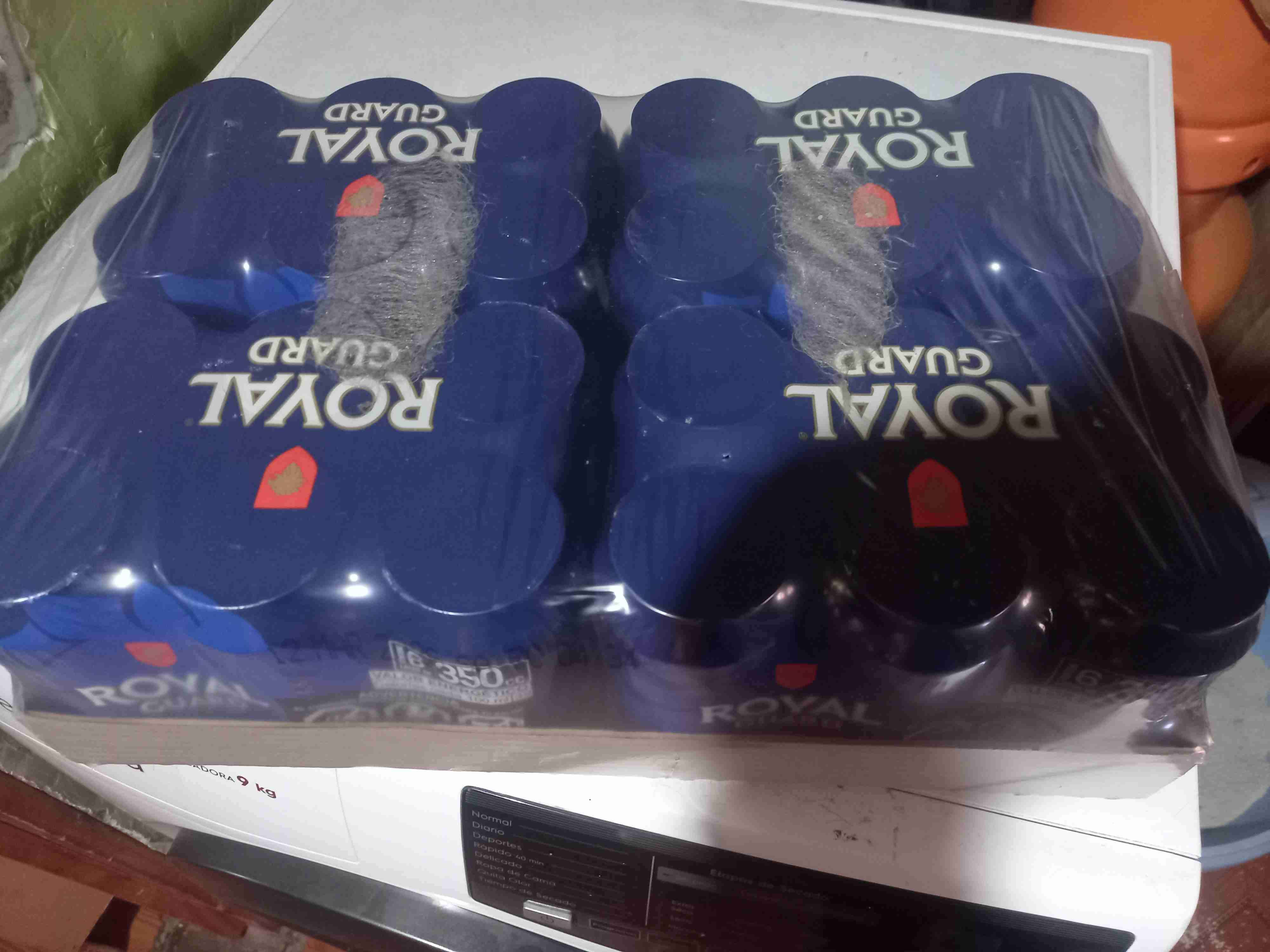 Pack de cervezas Royal Guard y cristal - miniatura 2