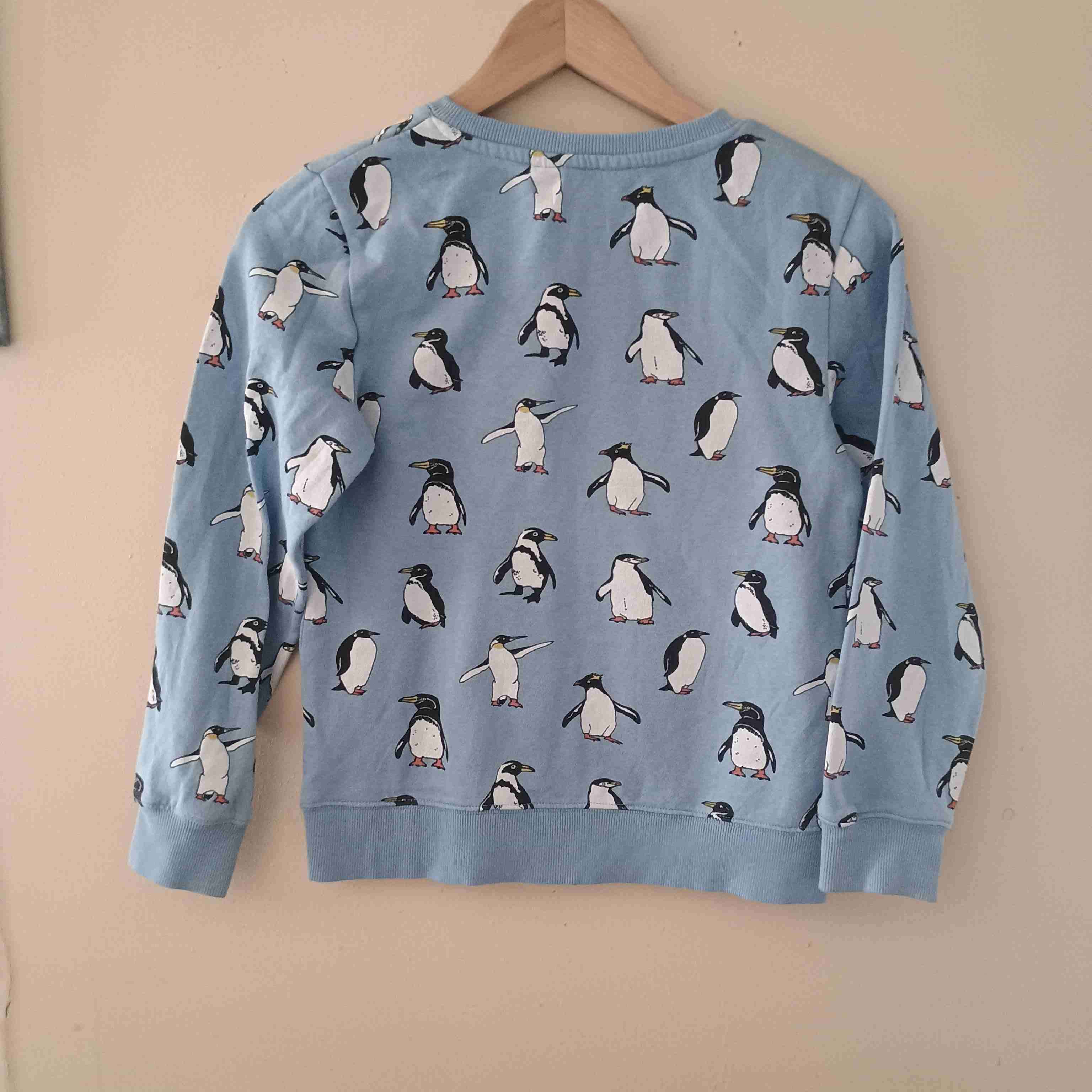 Suéter azul con pingüinos H&M talla 8-10 - miniatura 6