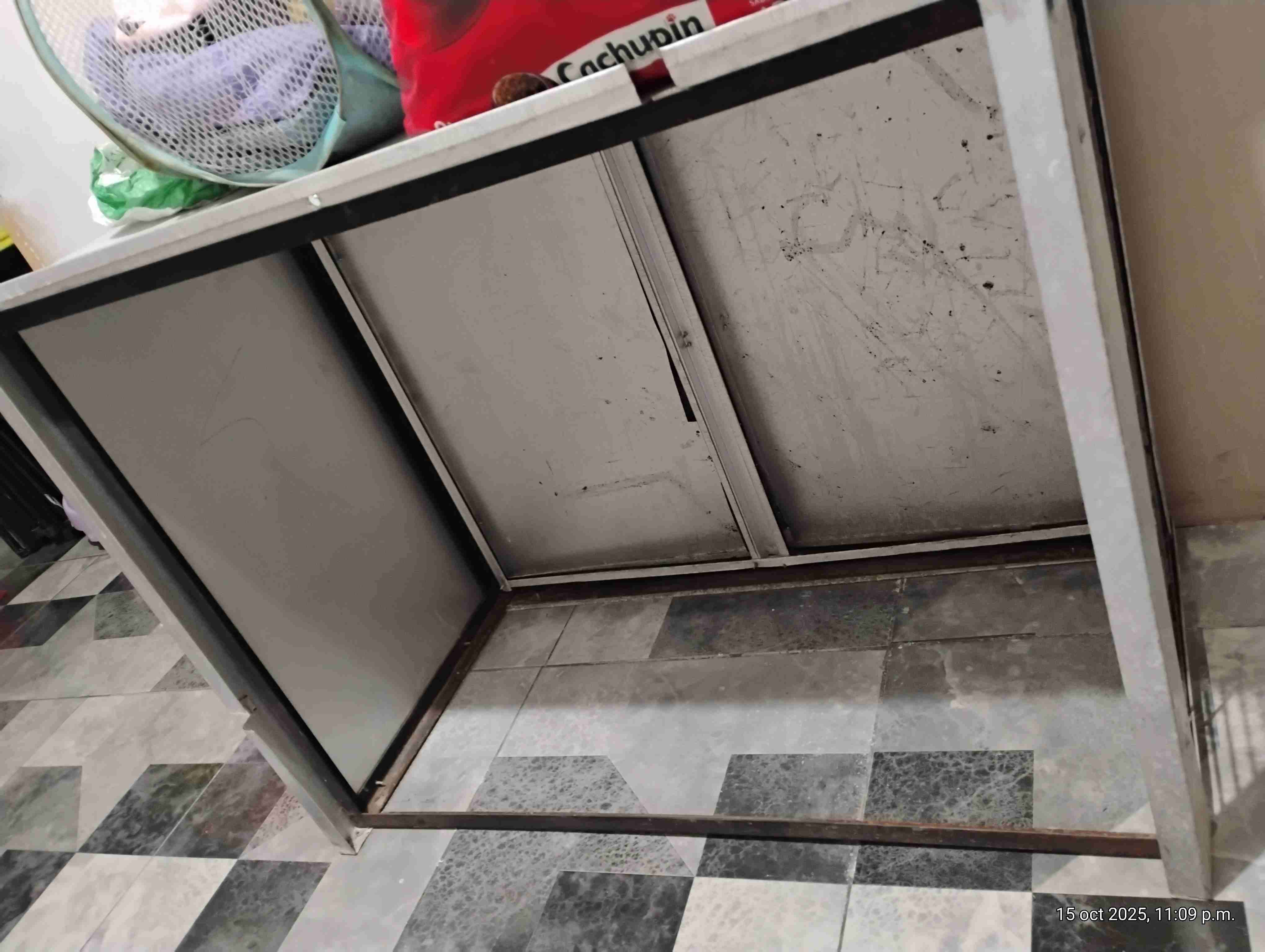 Gabinete metálico con puertas para gas - miniatura 2