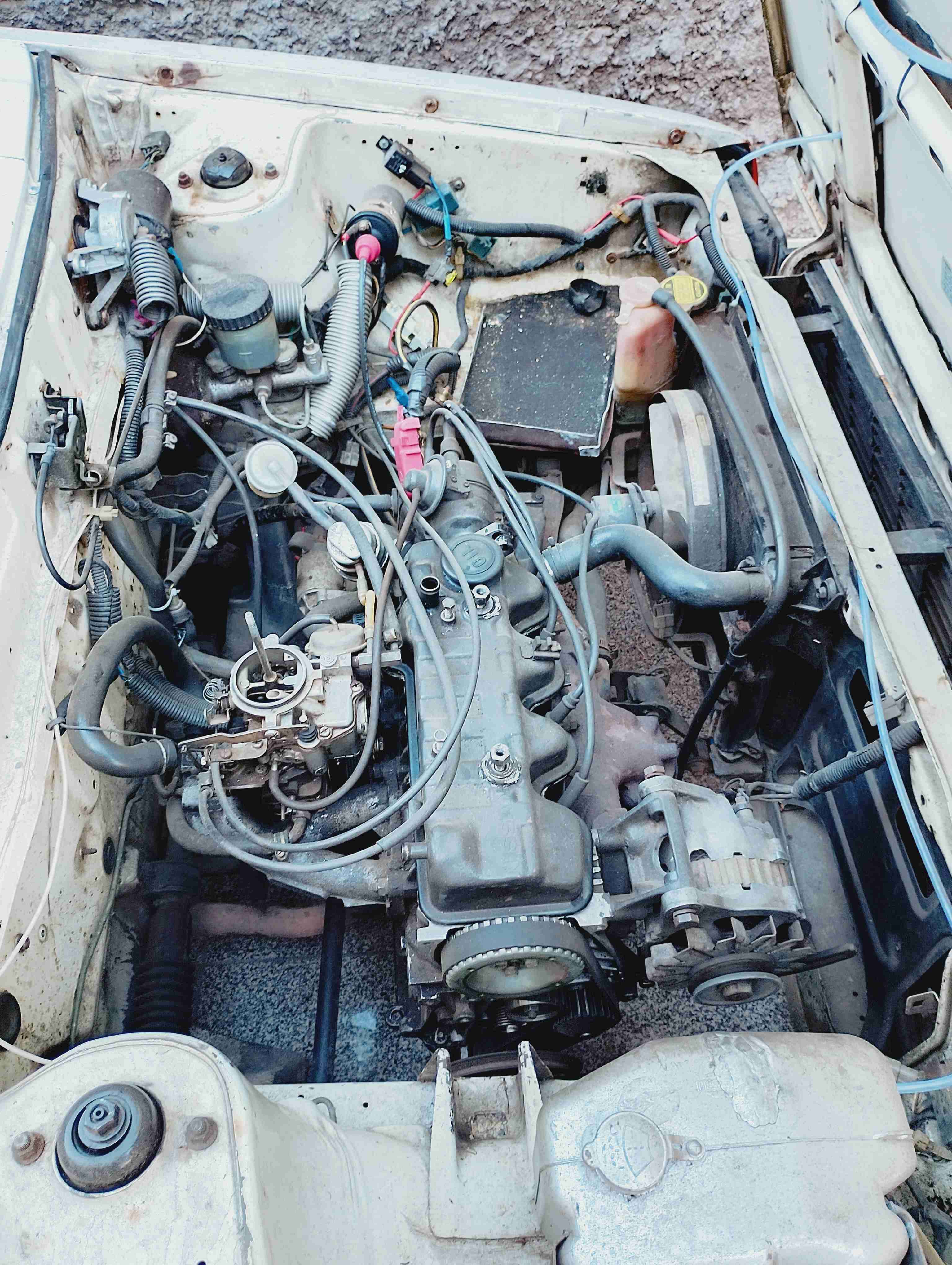 Vendo nissan march - miniatura 4