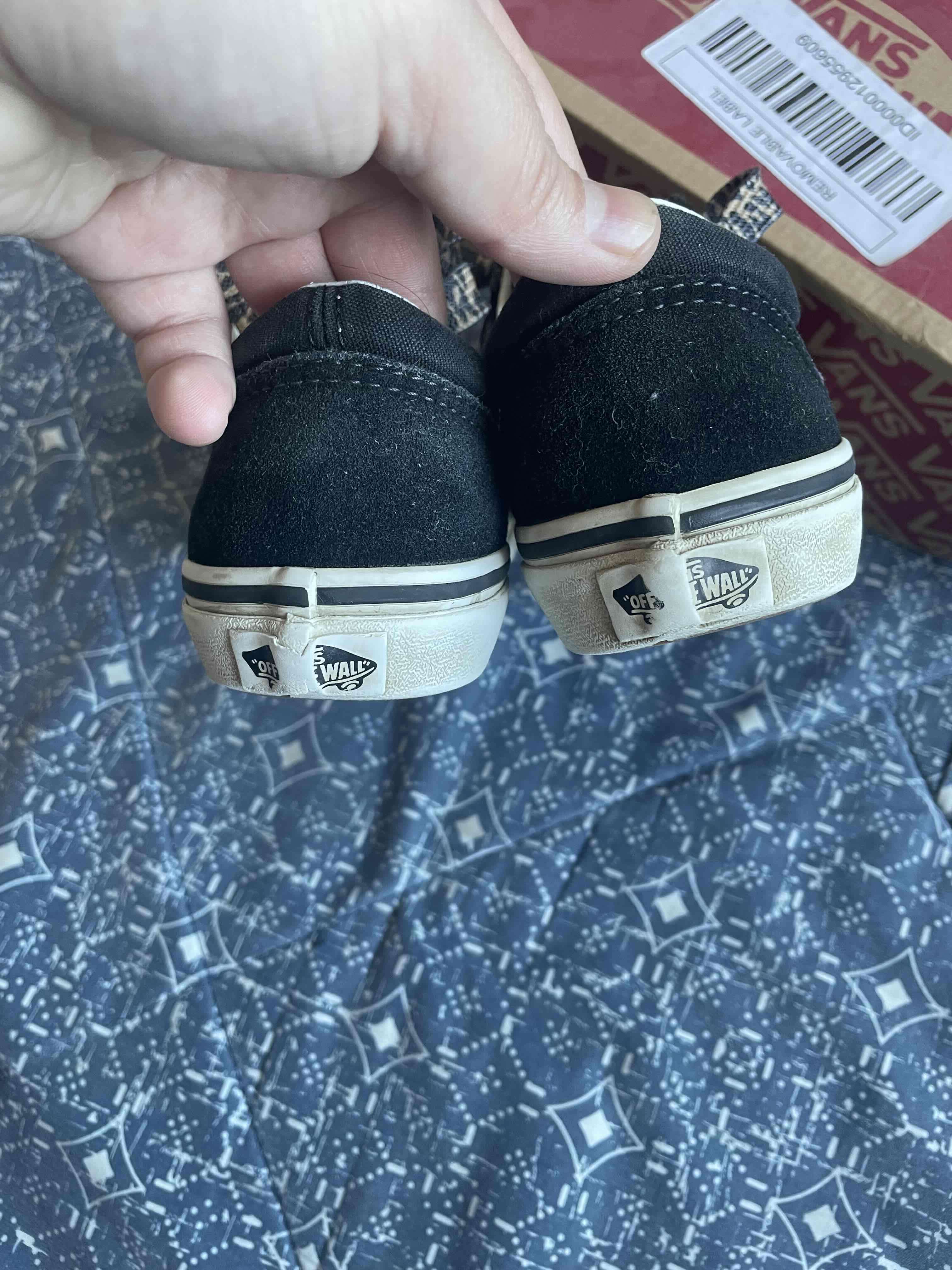 Zapatillas Vans y converse - miniatura 2