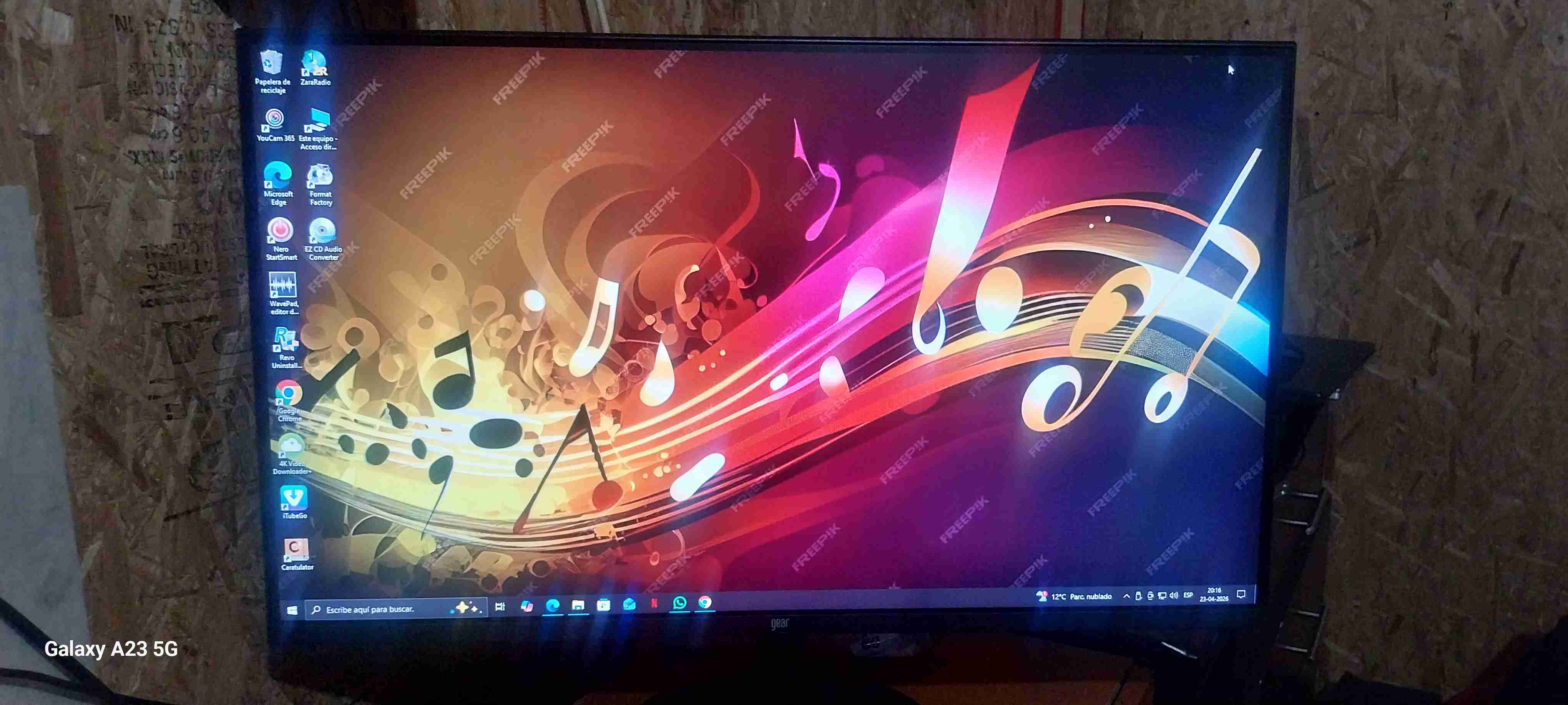 Monitor Gear Full HD - miniatura 3