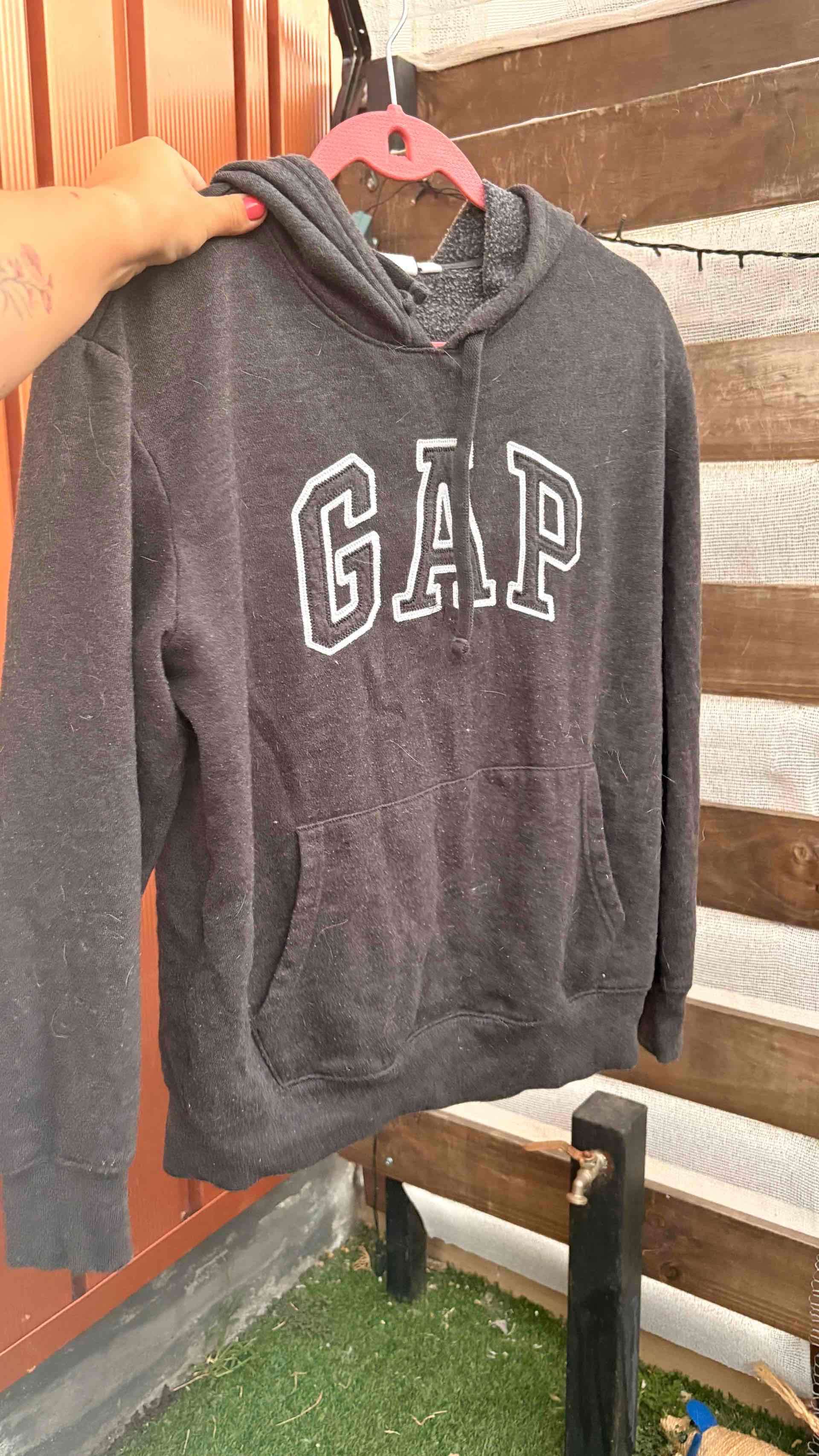 Polerón gris GAP con capucha S - miniatura 1