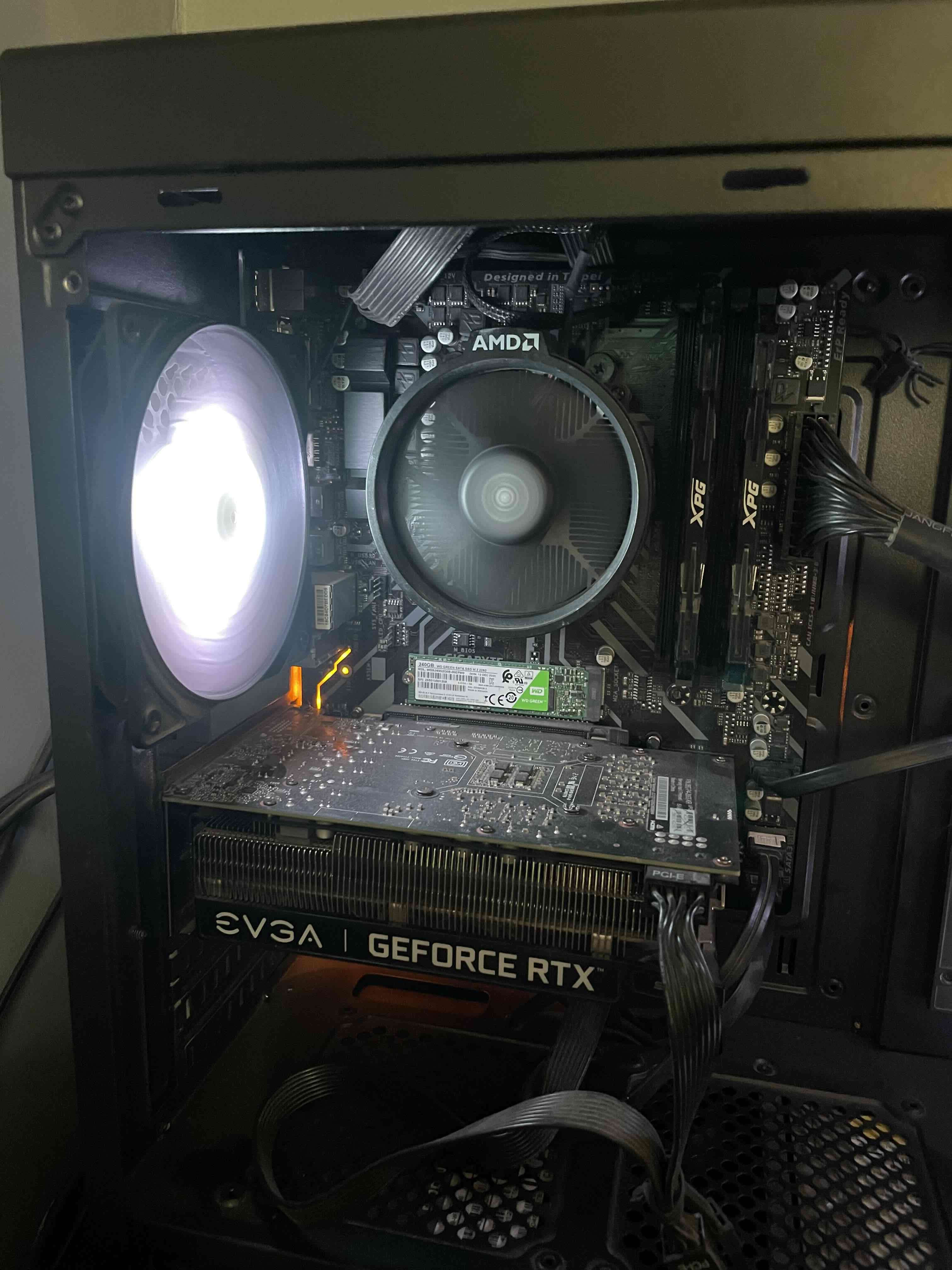 Combo gráfica + RAM + Procesador + Placa madre!!! - miniatura 1