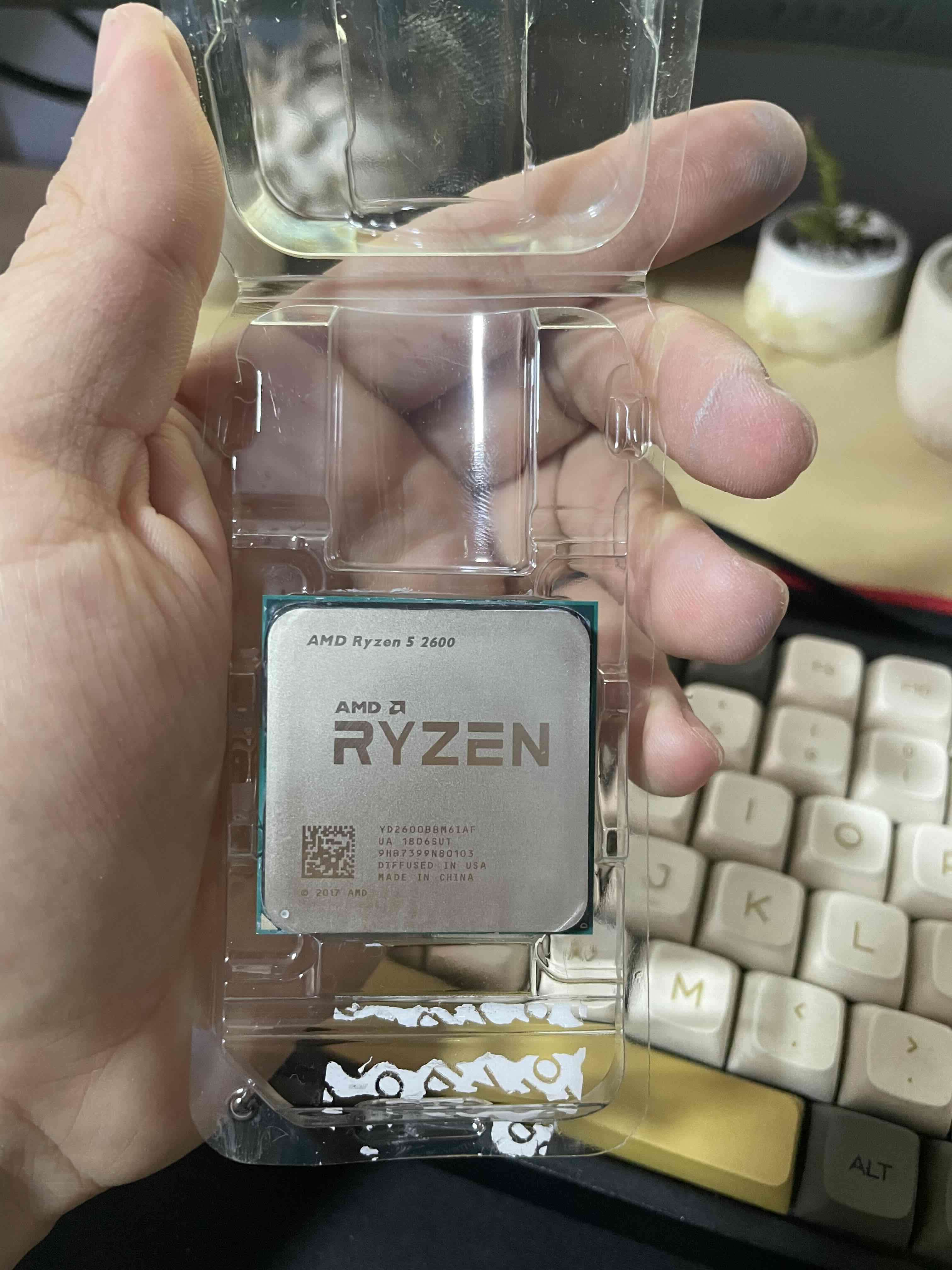 Combo gráfica + RAM + Procesador + Placa madre!!! - miniatura 3