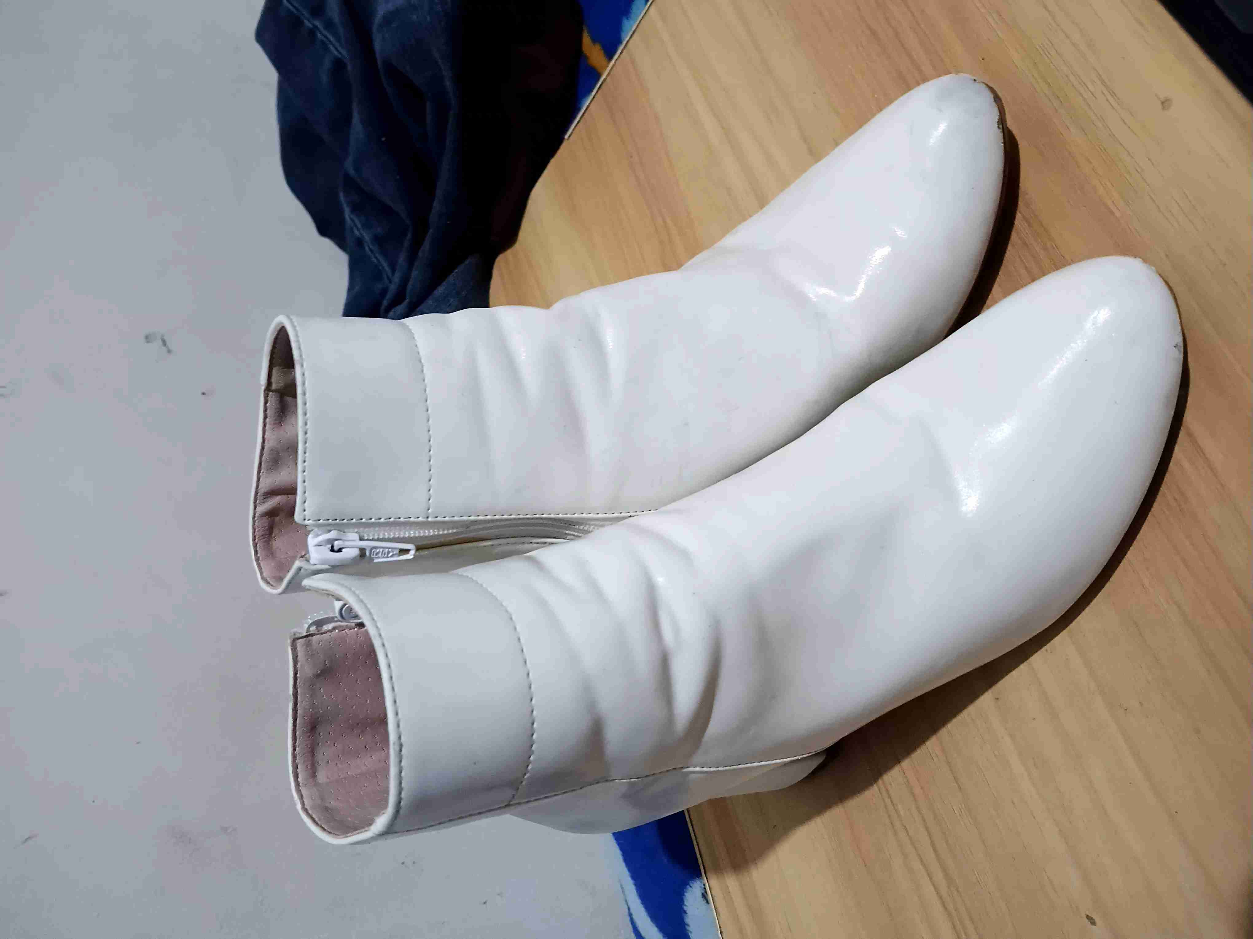 Botines blancos de cuero - miniatura 2