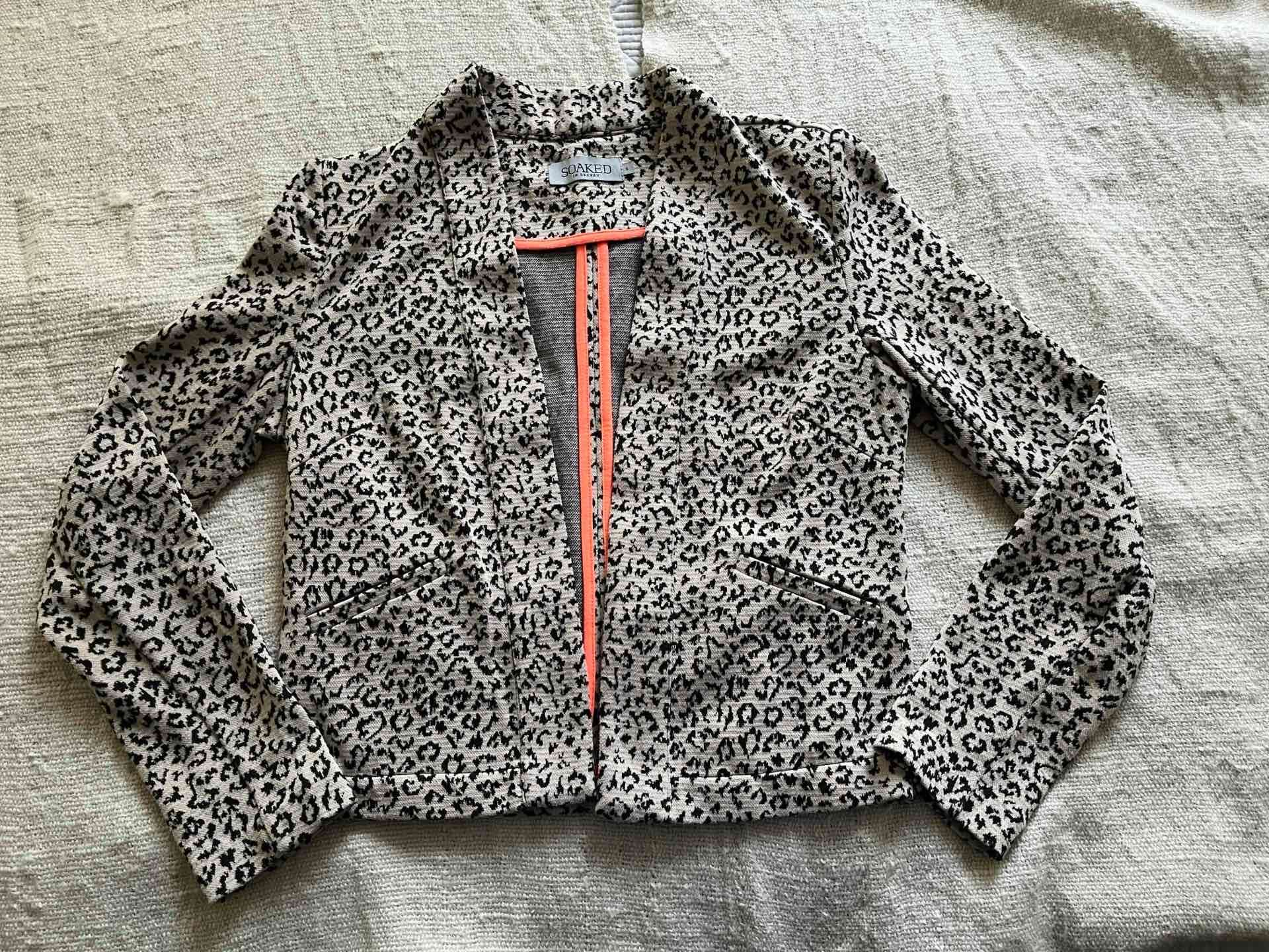 Chalecos y sweater talla S y M - miniatura 4