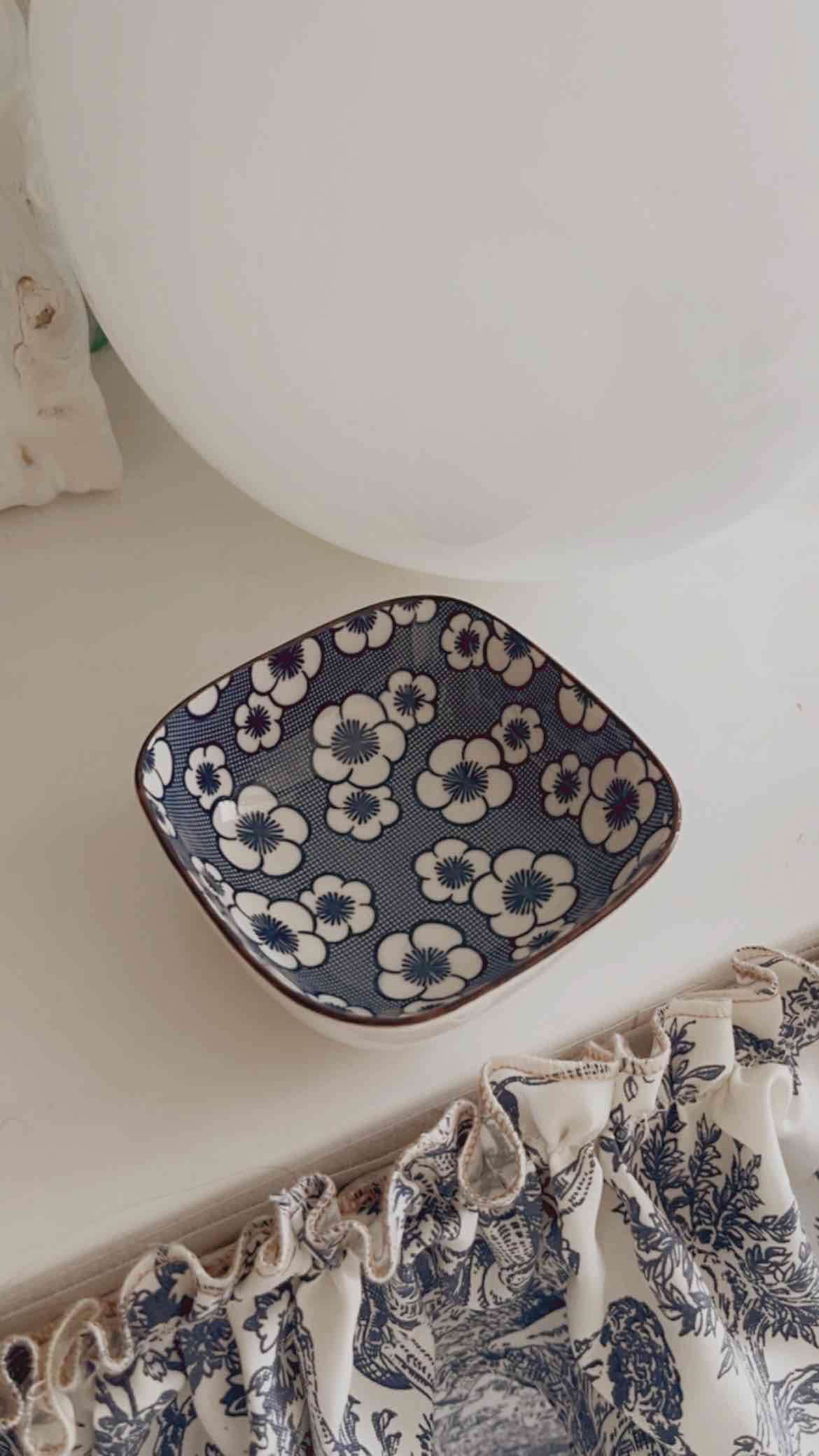 Pocillo pequeño cuadrado Sakura estilo japonés - miniatura 1