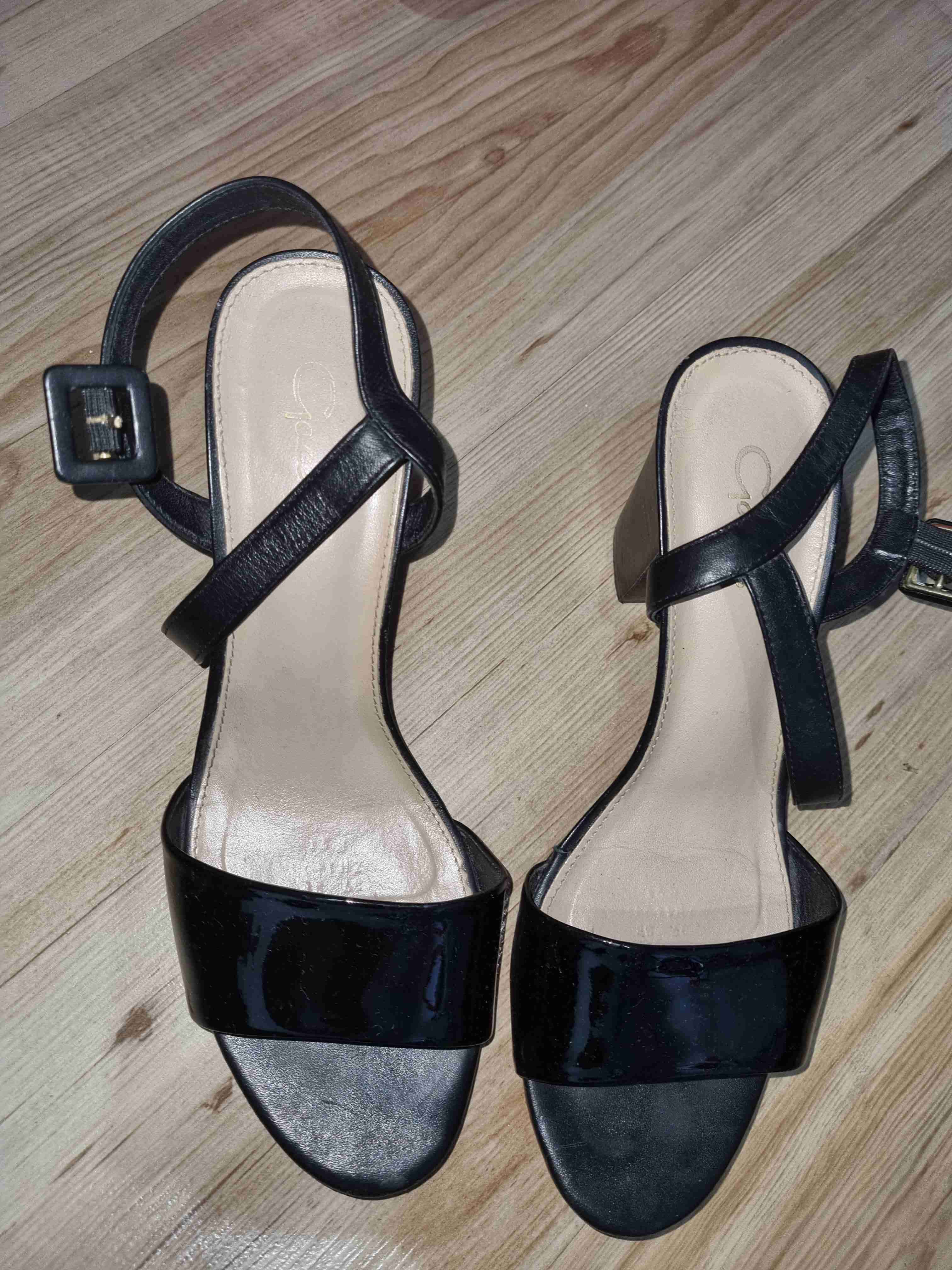 Sandalias negras de tacón medio marca gacel - miniatura 3