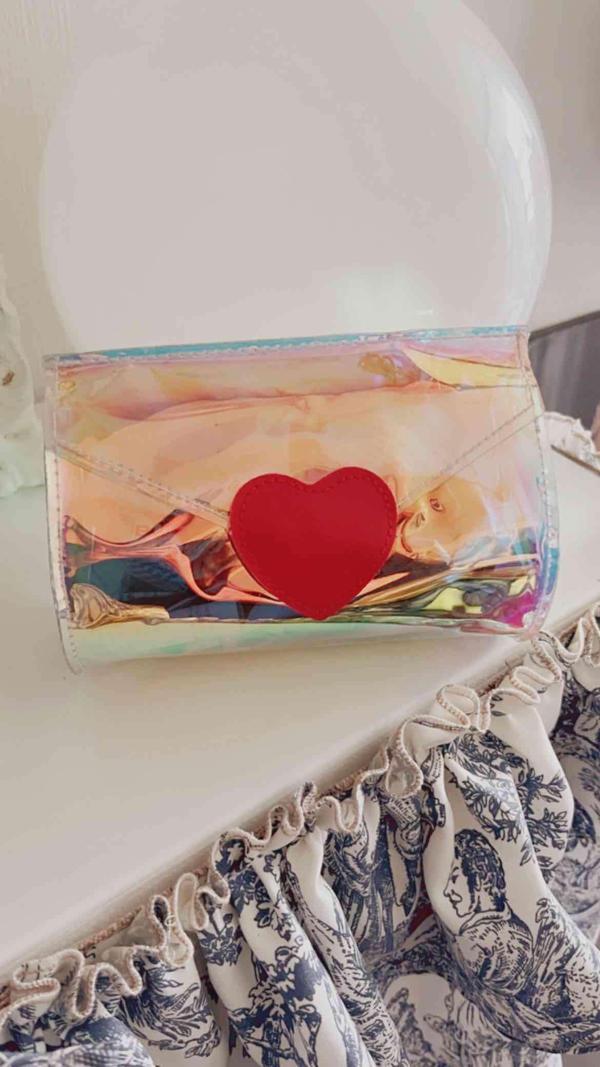 Cartera holográfica con corazón - miniatura 4