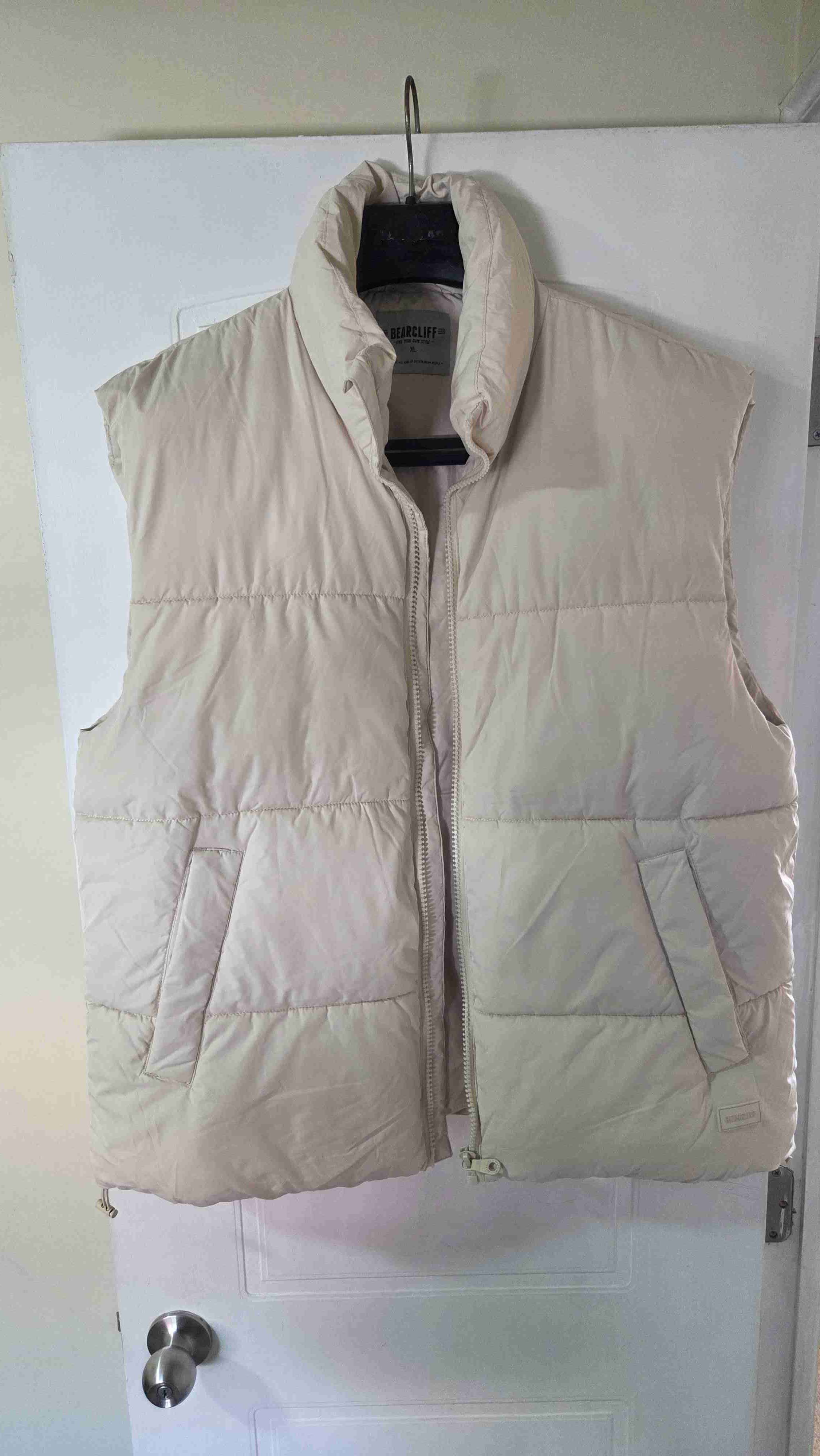 Chaleco acolchado beige sin mangas - miniatura 1